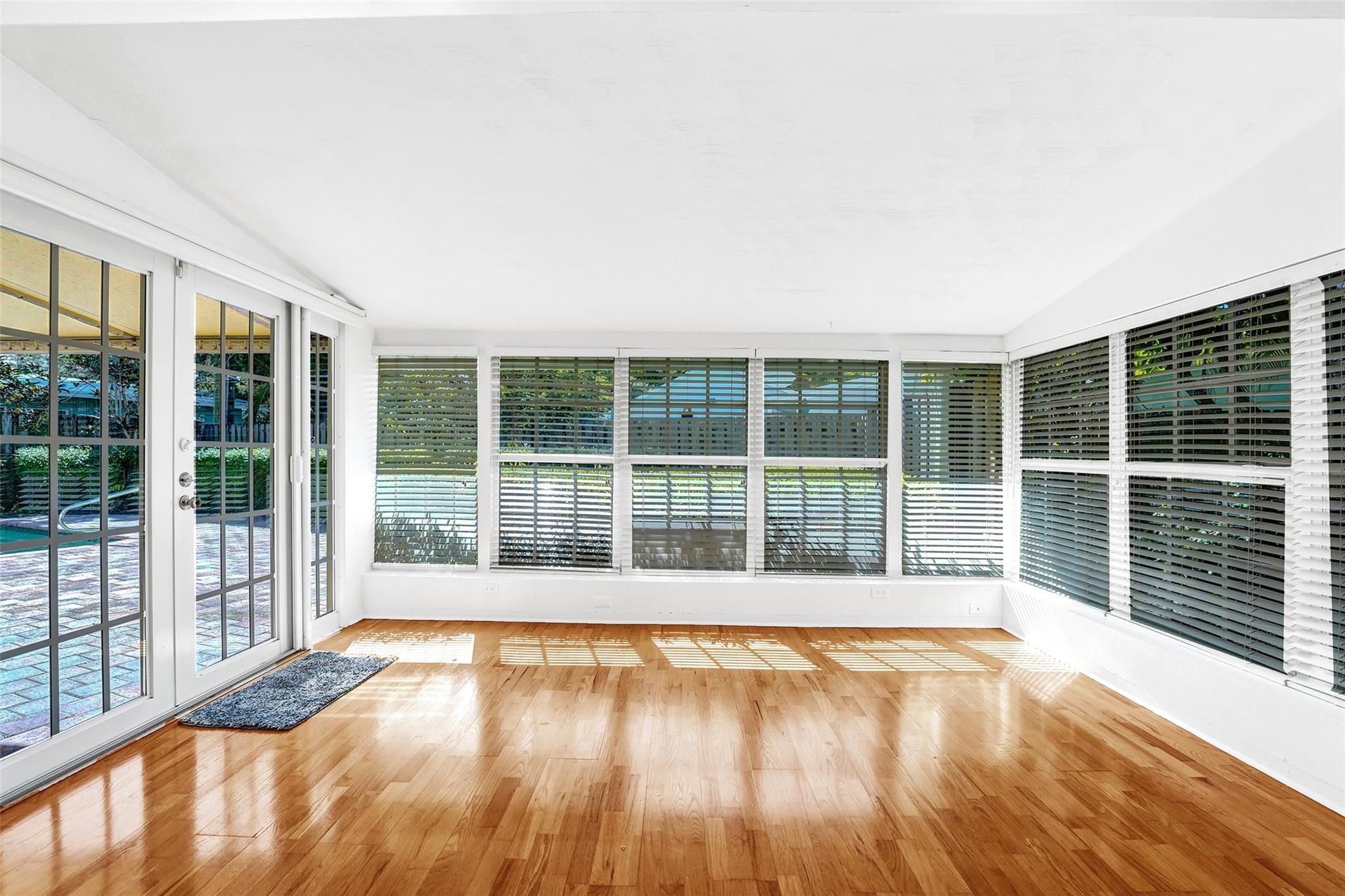 Lauderdale Harbors - Residential