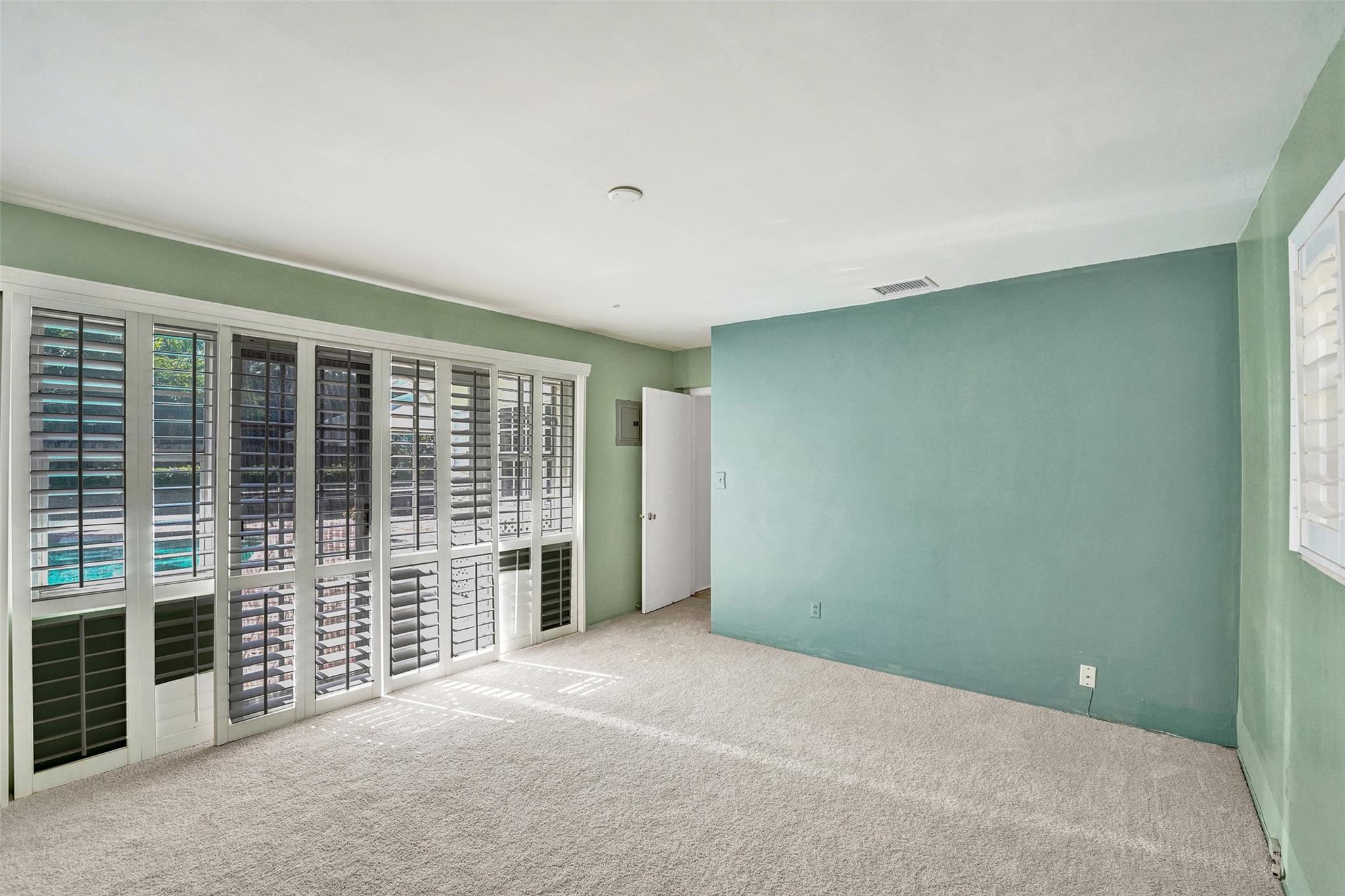 Lauderdale Harbors - Residential