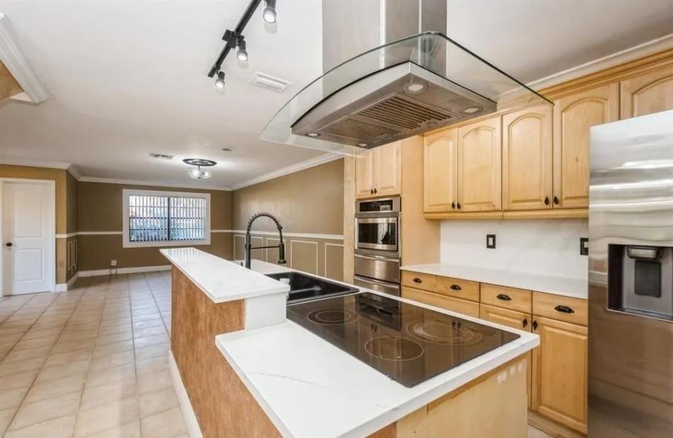 Villager Townhomes - Residential