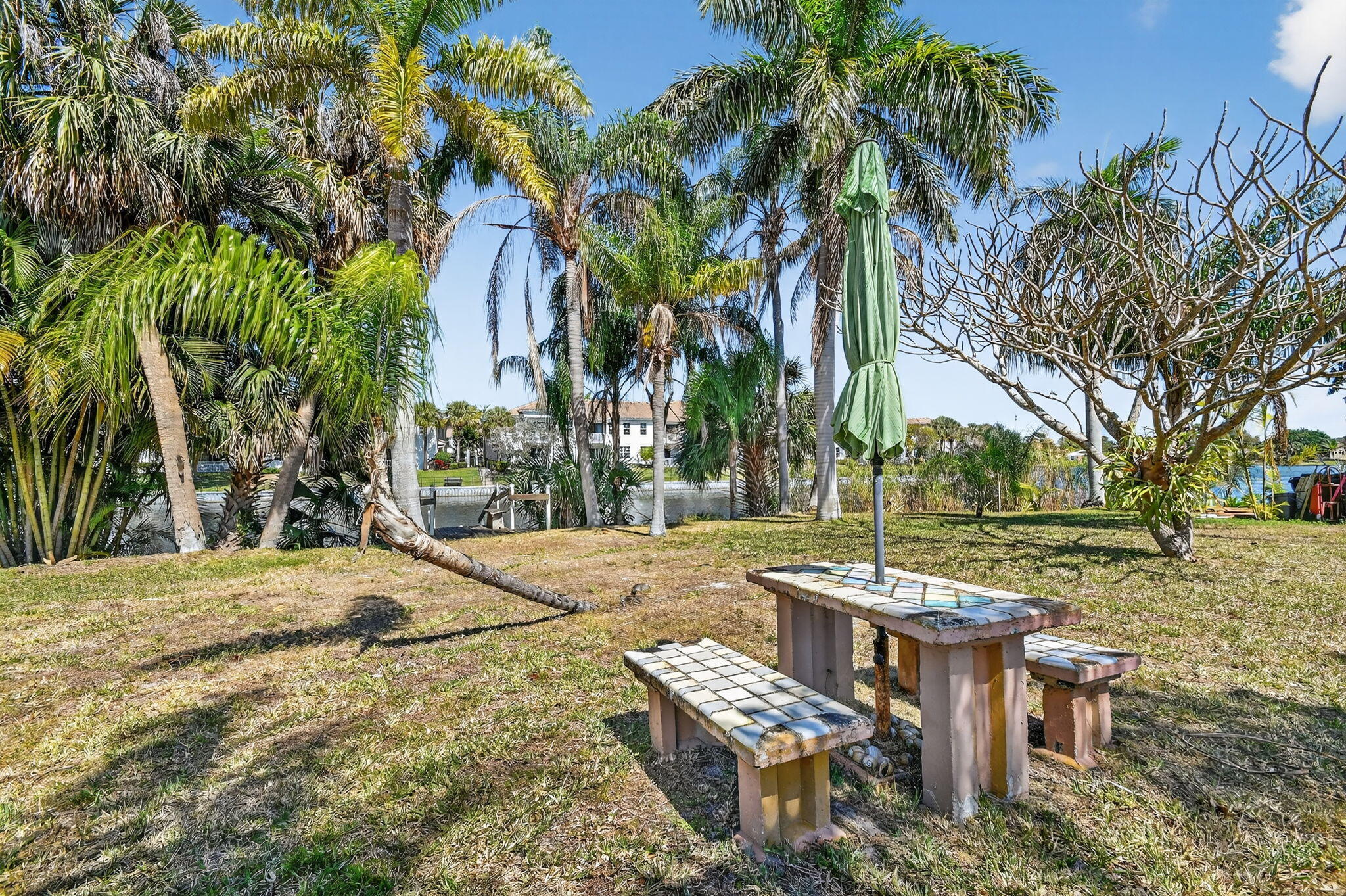 LANAIR PARK - Residential