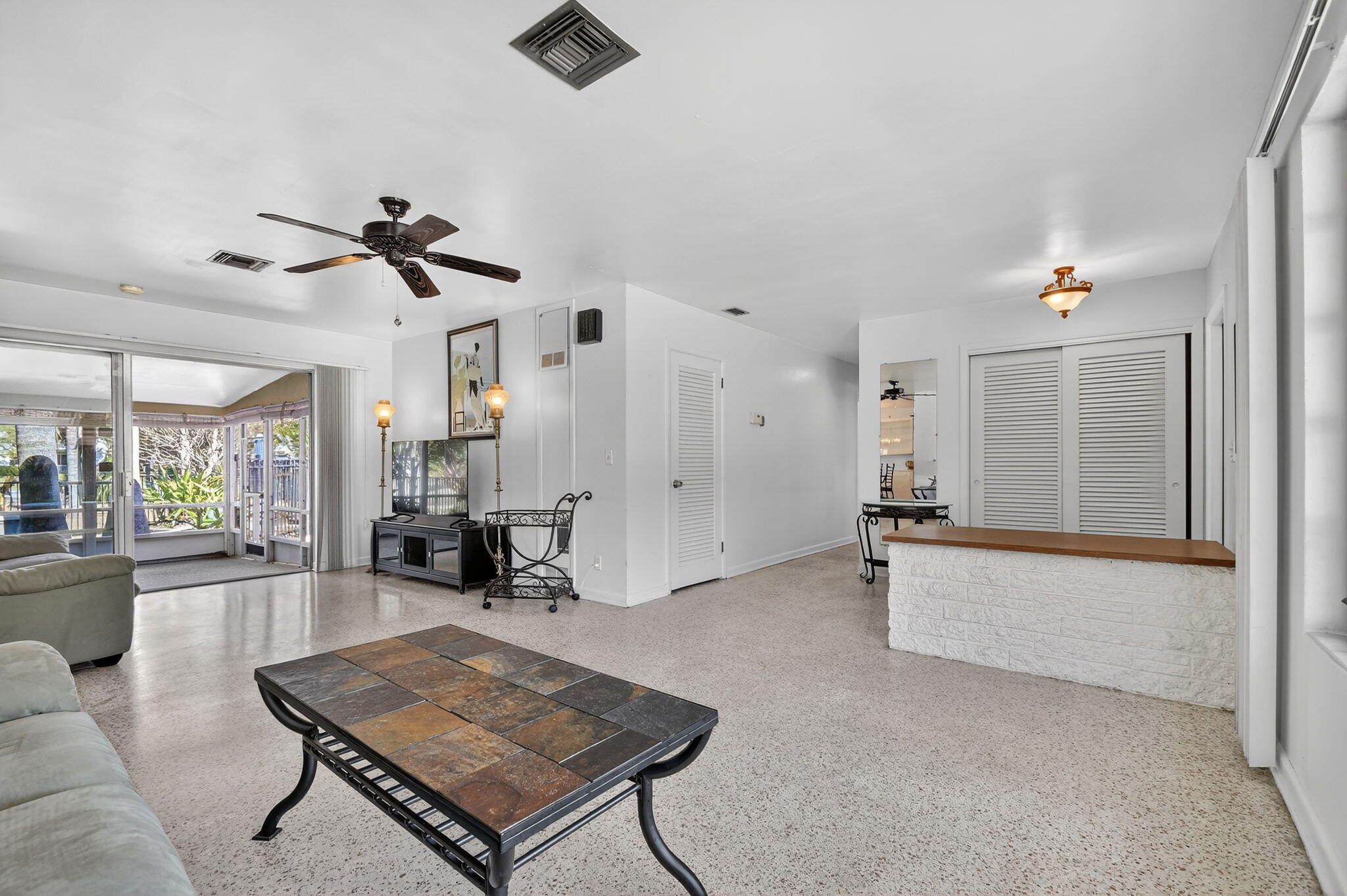 LANAIR PARK - Residential