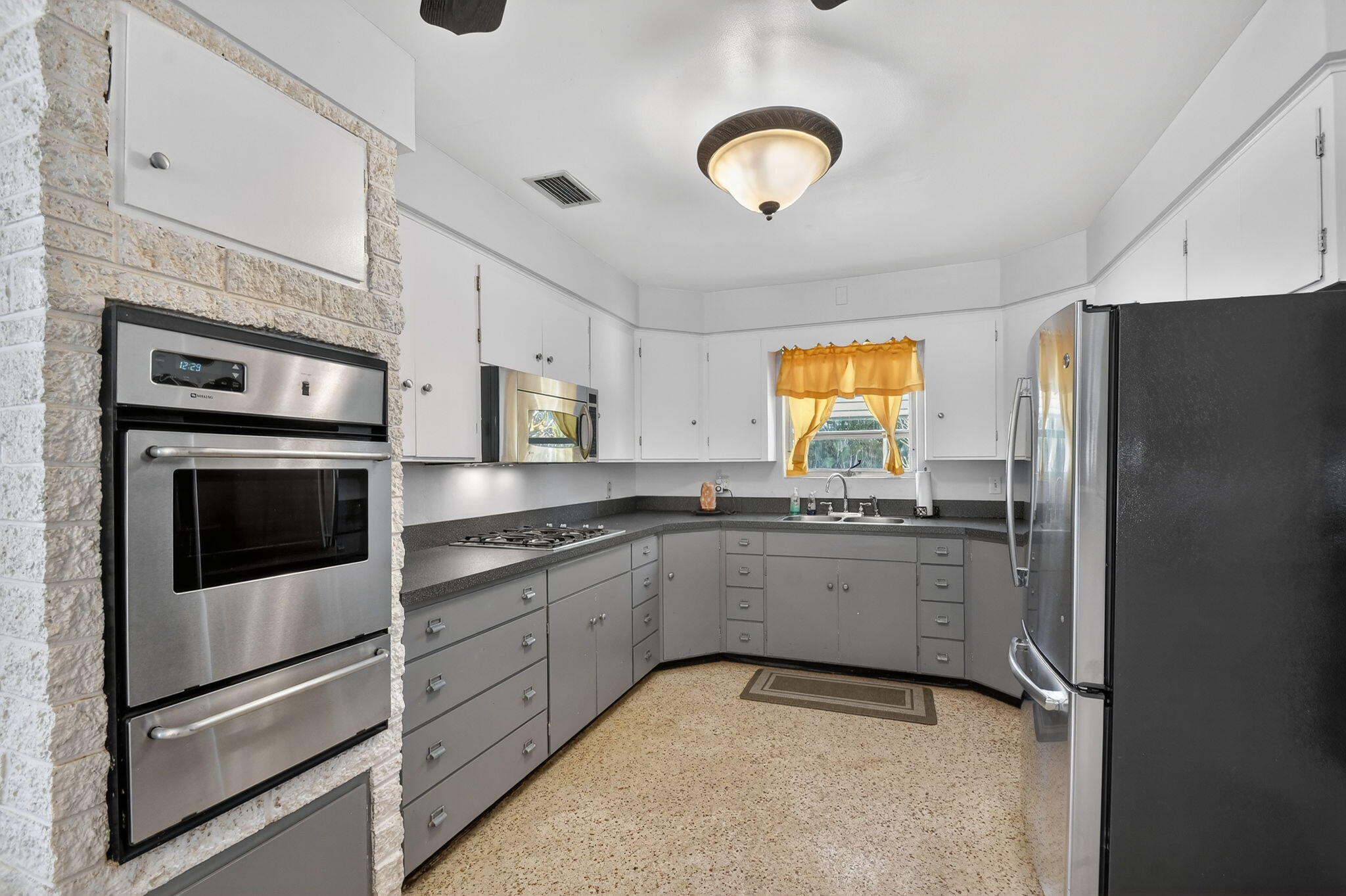 LANAIR PARK - Residential