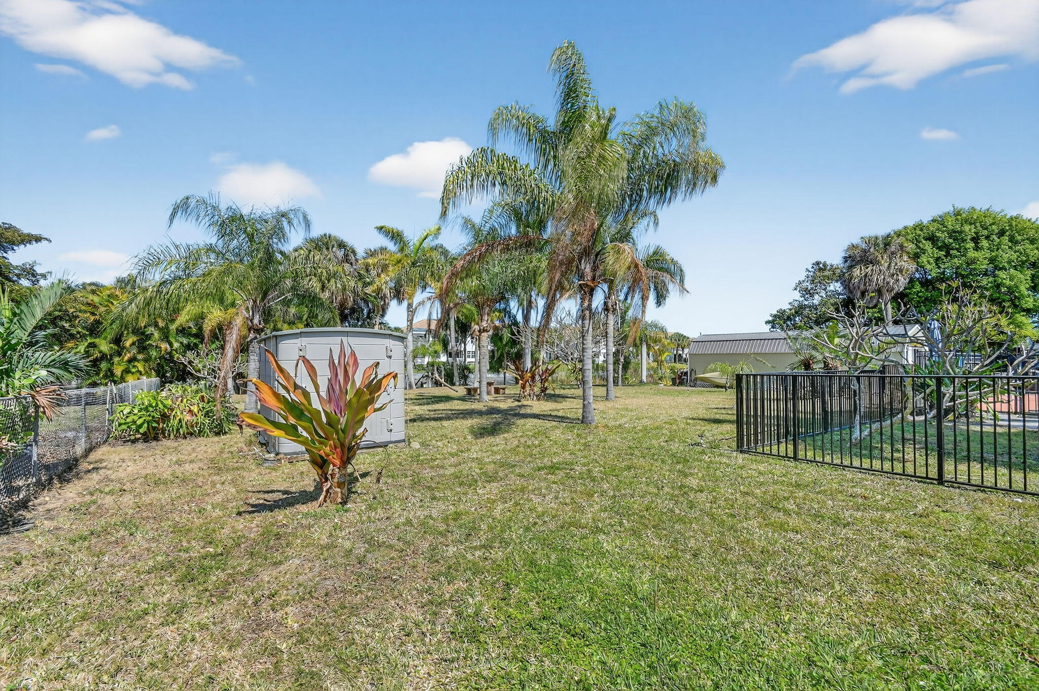 LANAIR PARK - Residential