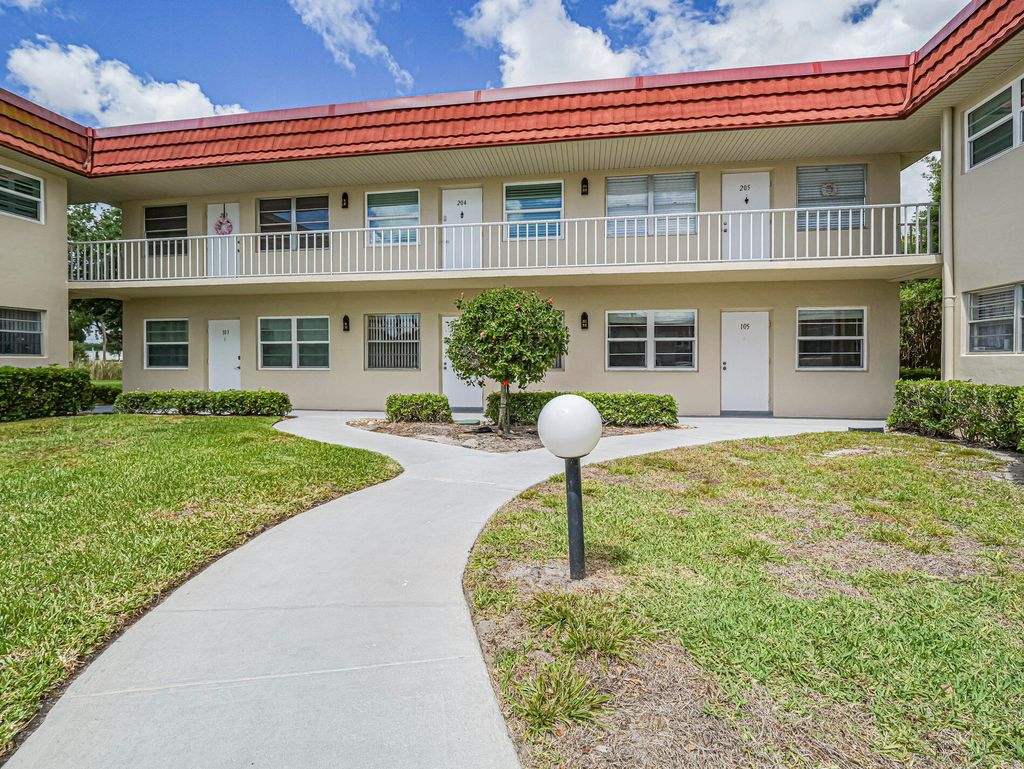 Photo of 4 Vista Palm Lane #105, Vero Beach, FL 32962 (MLS # B26019846)
