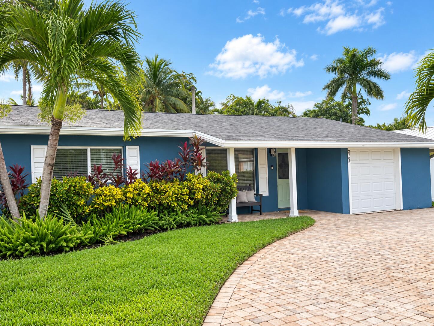 2706 SW 5TH Street
