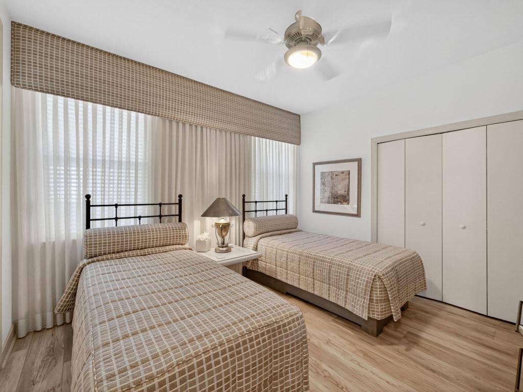 CYPRESS POINT - Residential