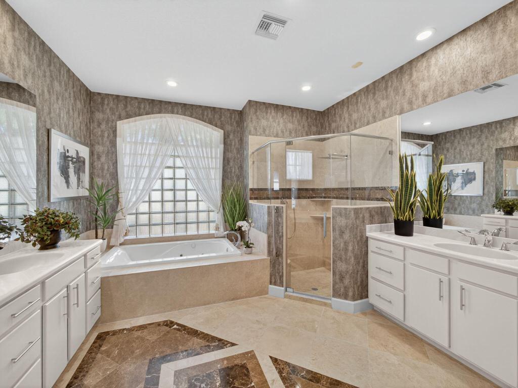 CYPRESS POINT - Residential