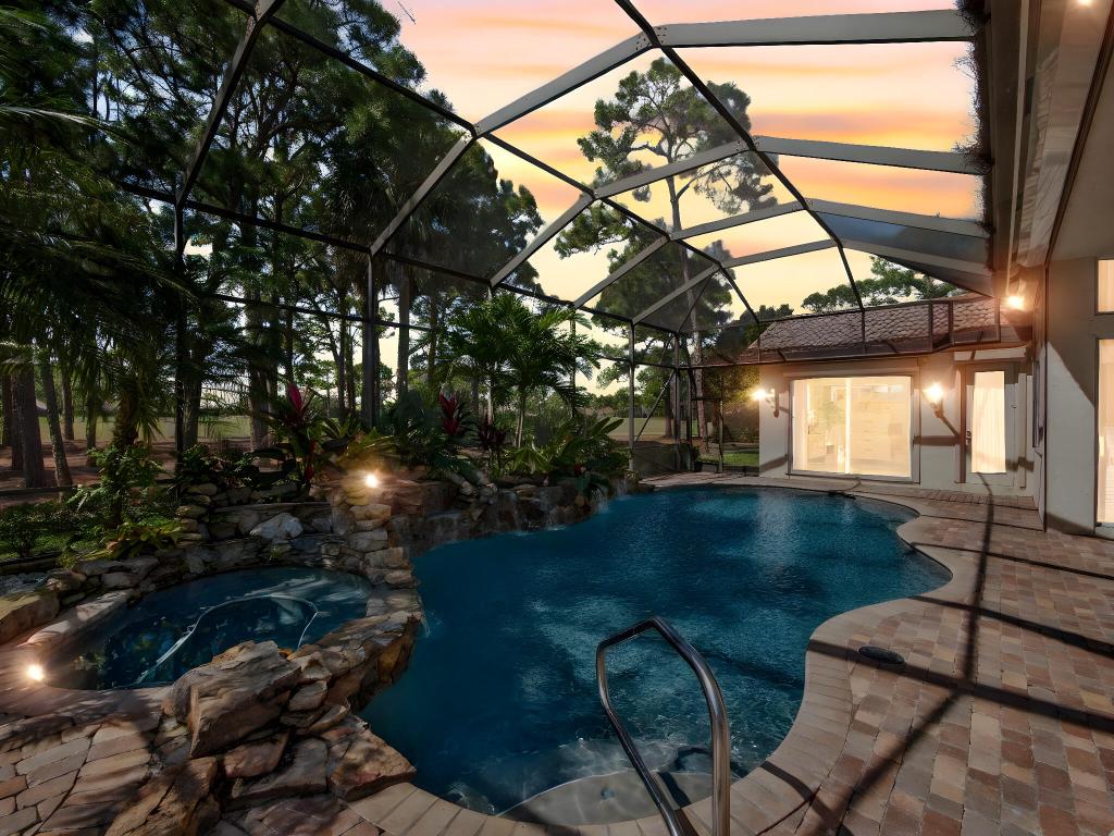 CYPRESS POINT - Residential