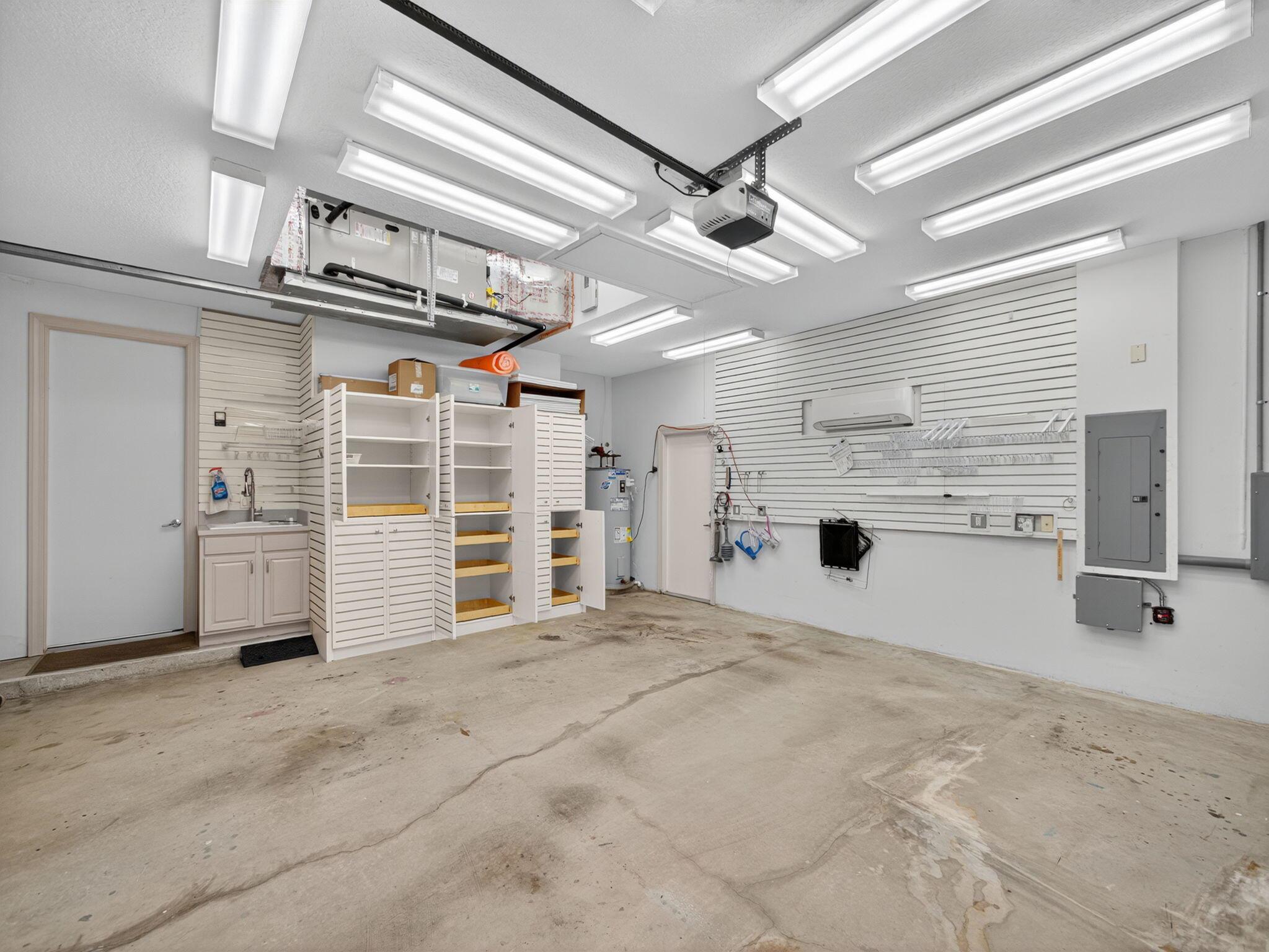 CYPRESS POINT - Residential