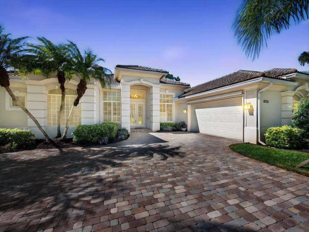 CYPRESS POINT - Residential