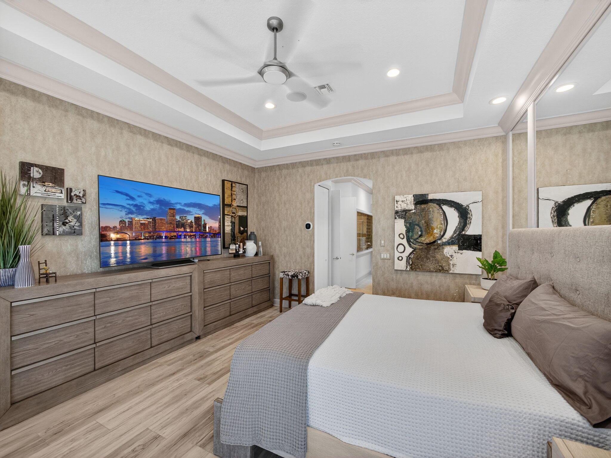 CYPRESS POINT - Residential