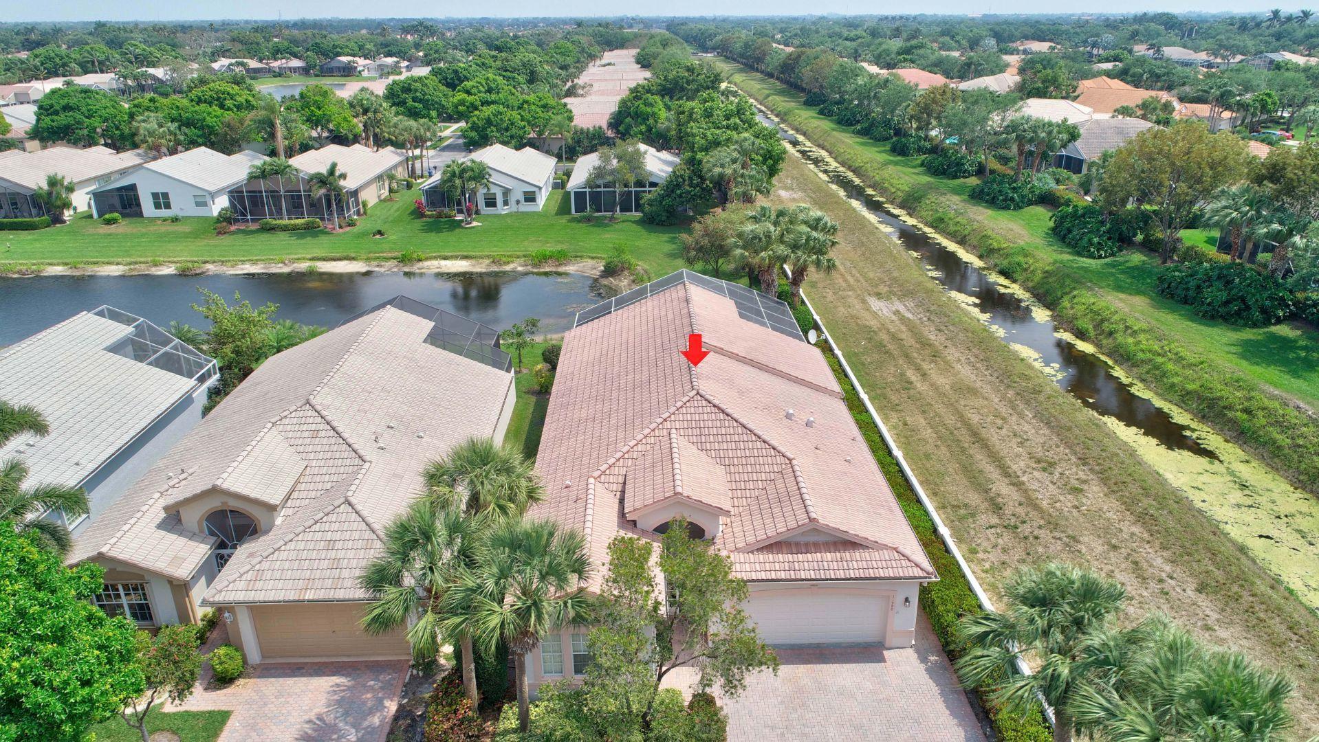 VALENCIA LAKES - Residential