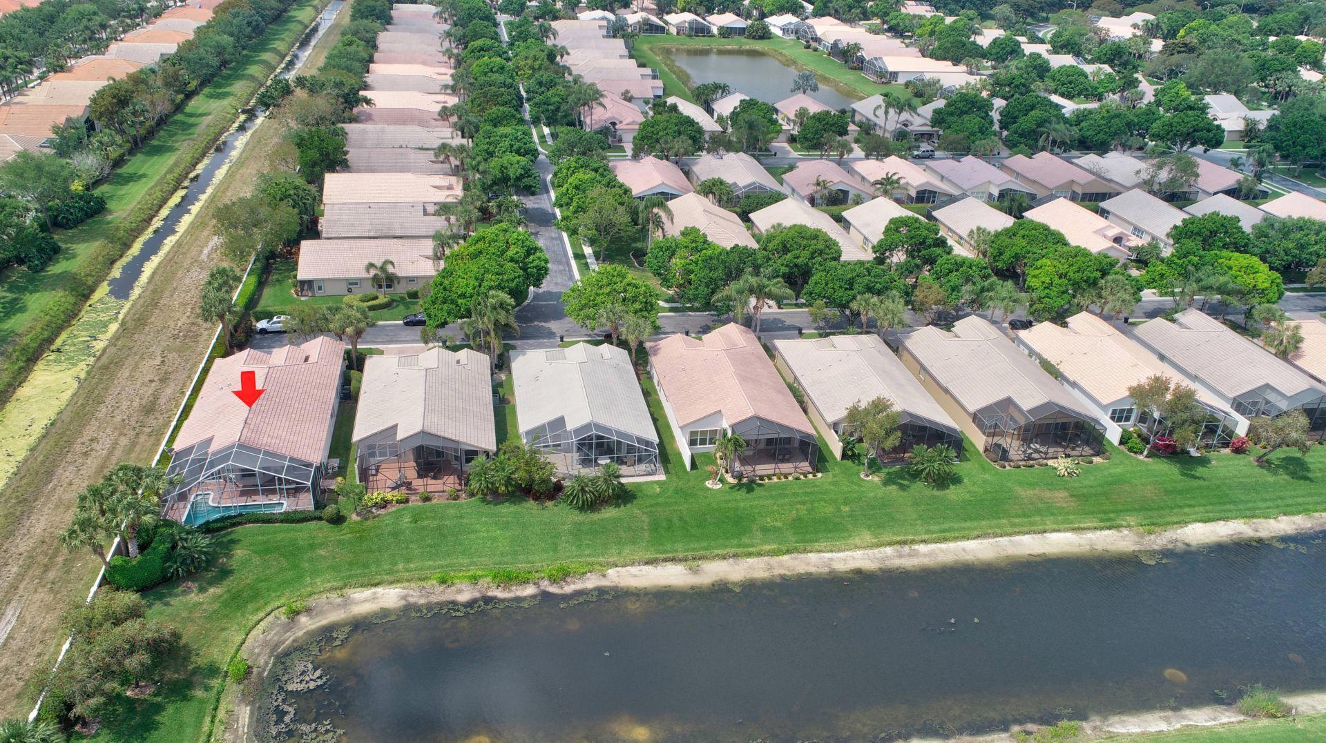 VALENCIA LAKES - Residential