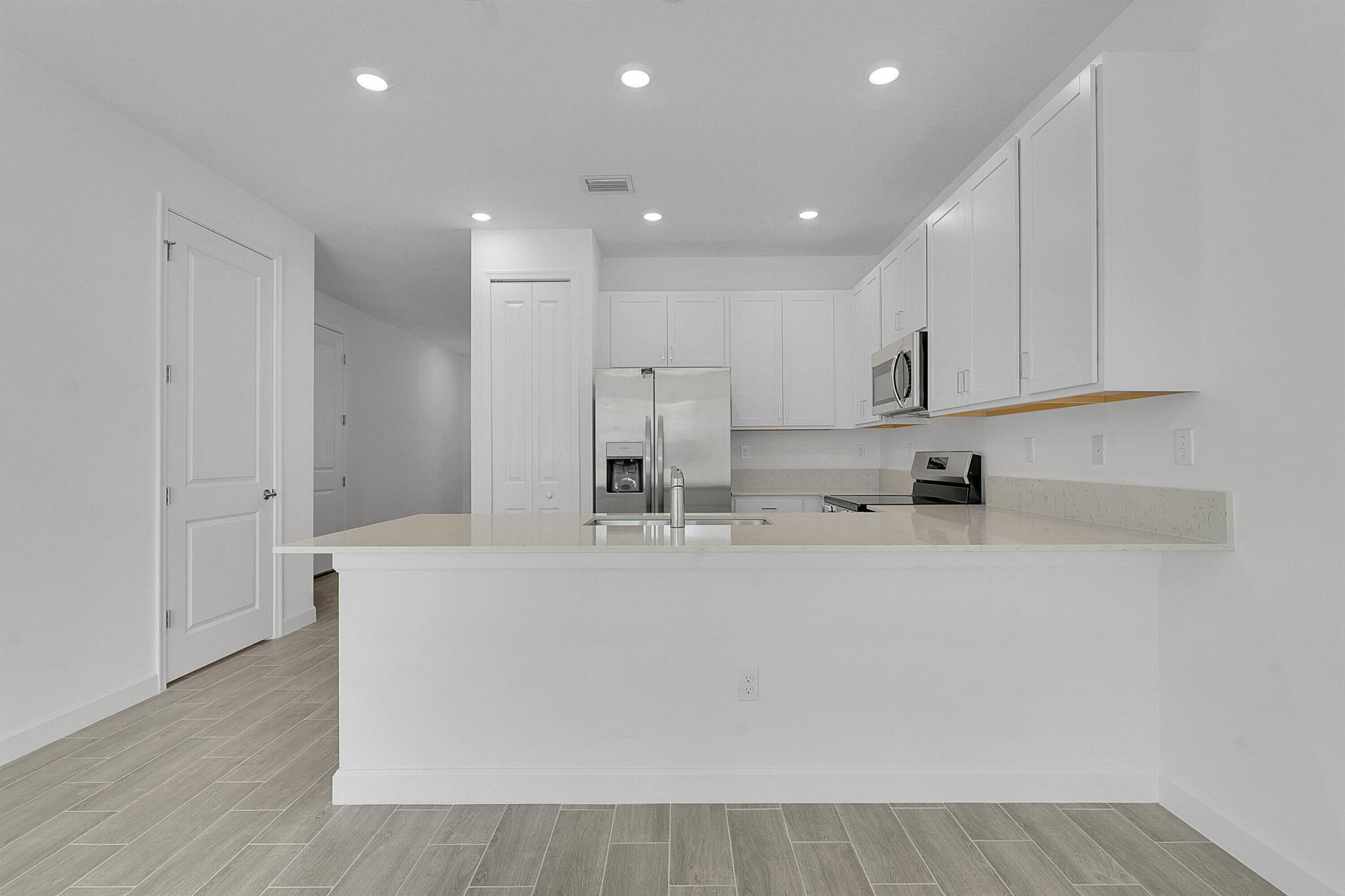 SEAGROVE PUD - Residential Lease