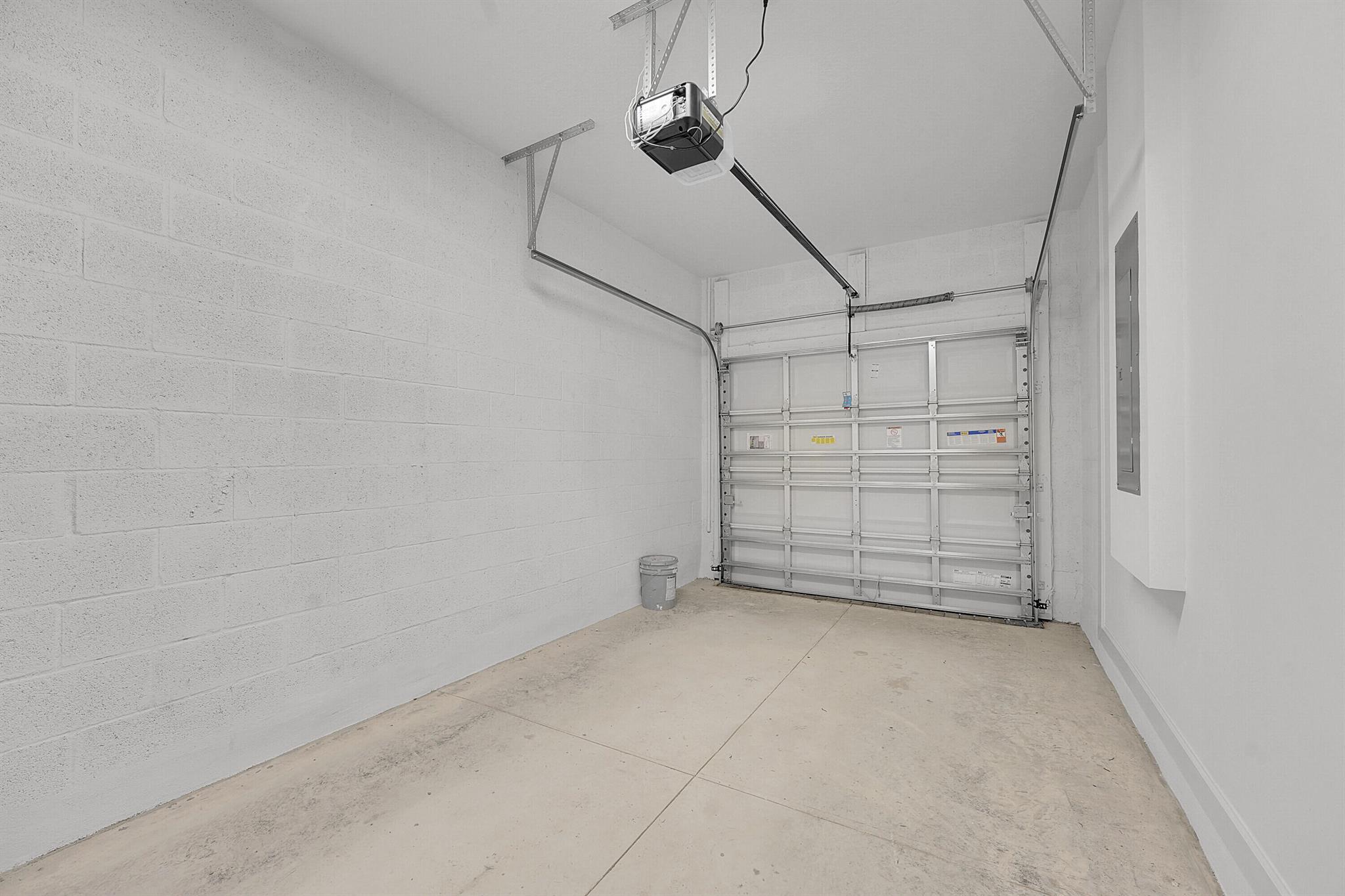 SEAGROVE PUD - Residential Lease