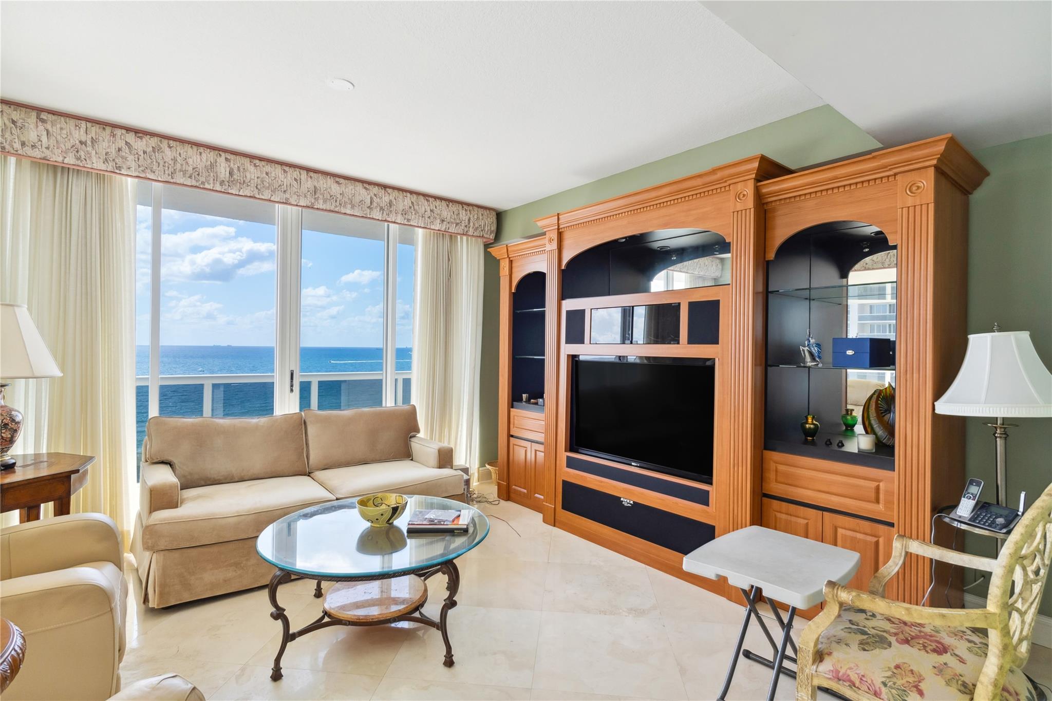 L'Hermitage - Residential