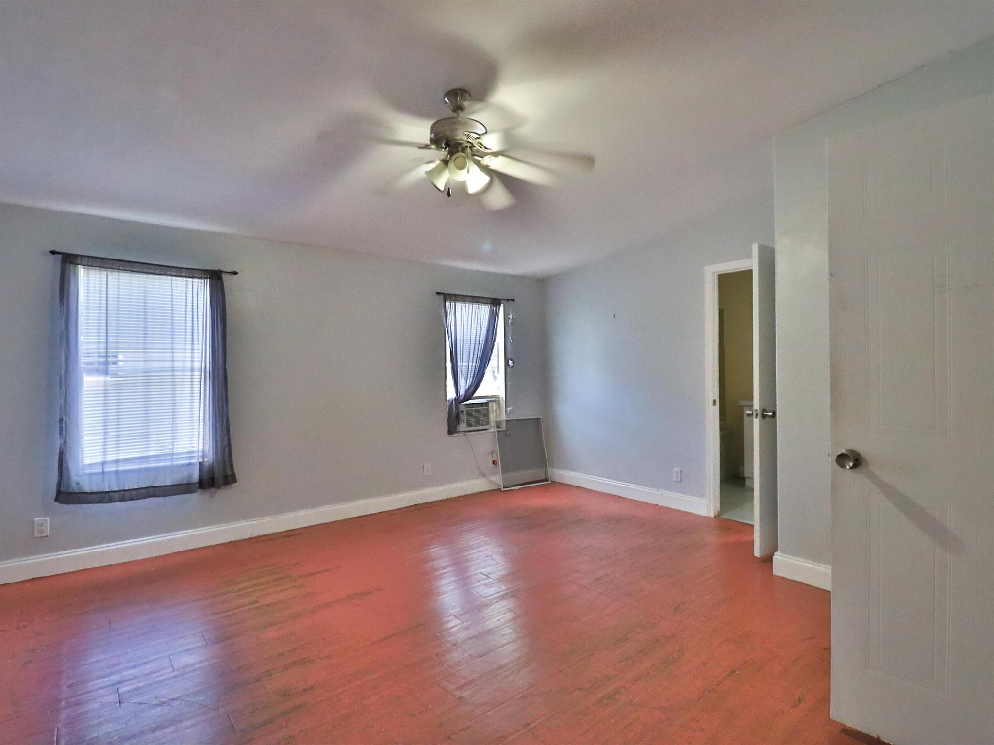 151 Plantation Boulevard