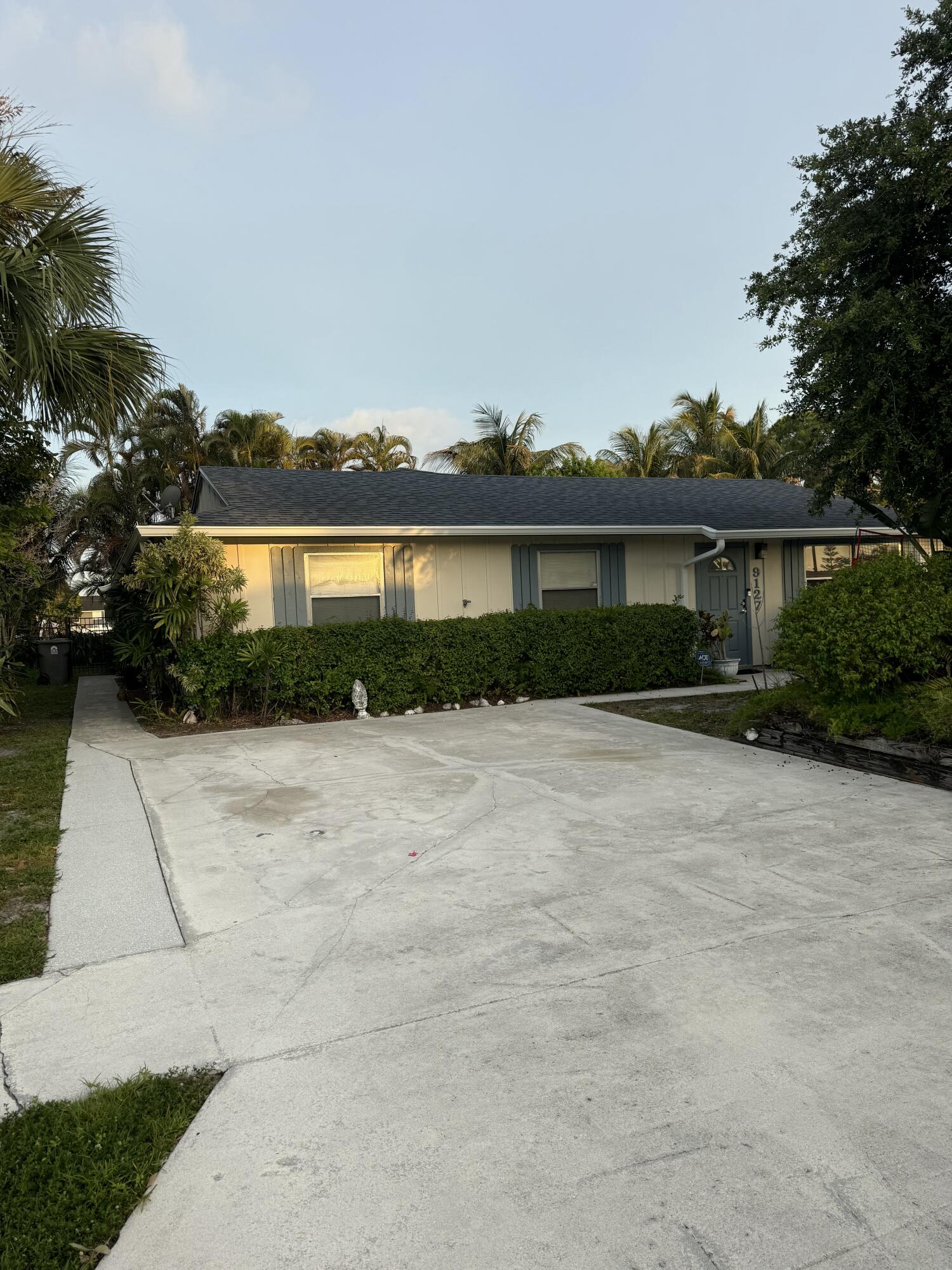 HIGHLAND PINES - Residential Lease