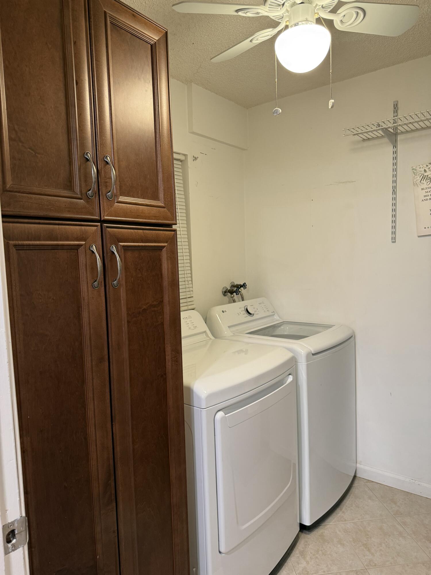HIGHLAND PINES - Residential Lease