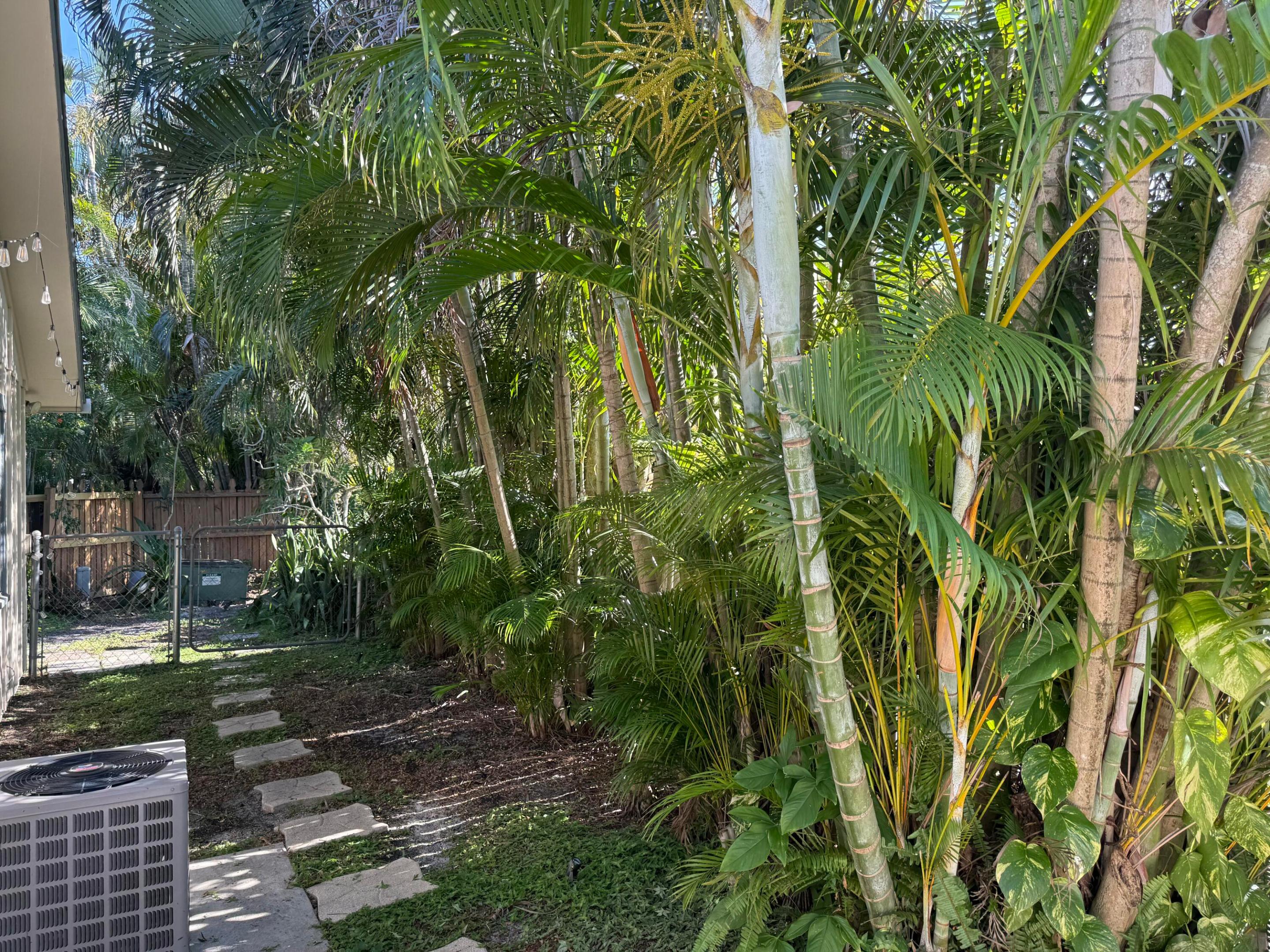 HIGHLAND PINES - Residential Lease