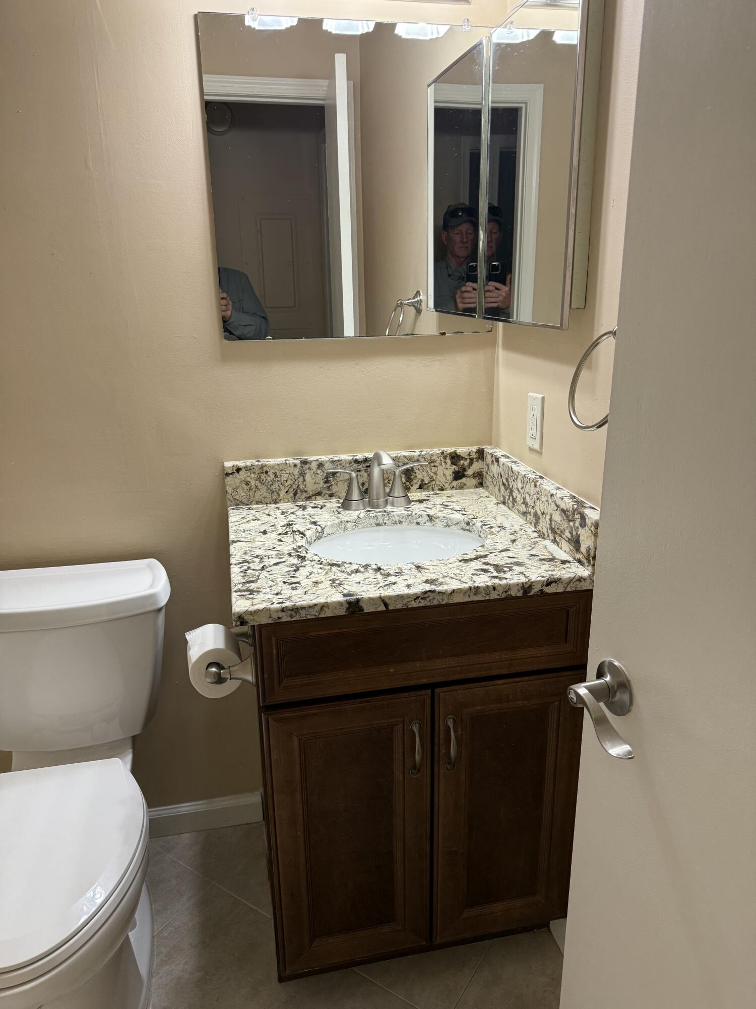 HIGHLAND PINES - Residential Lease