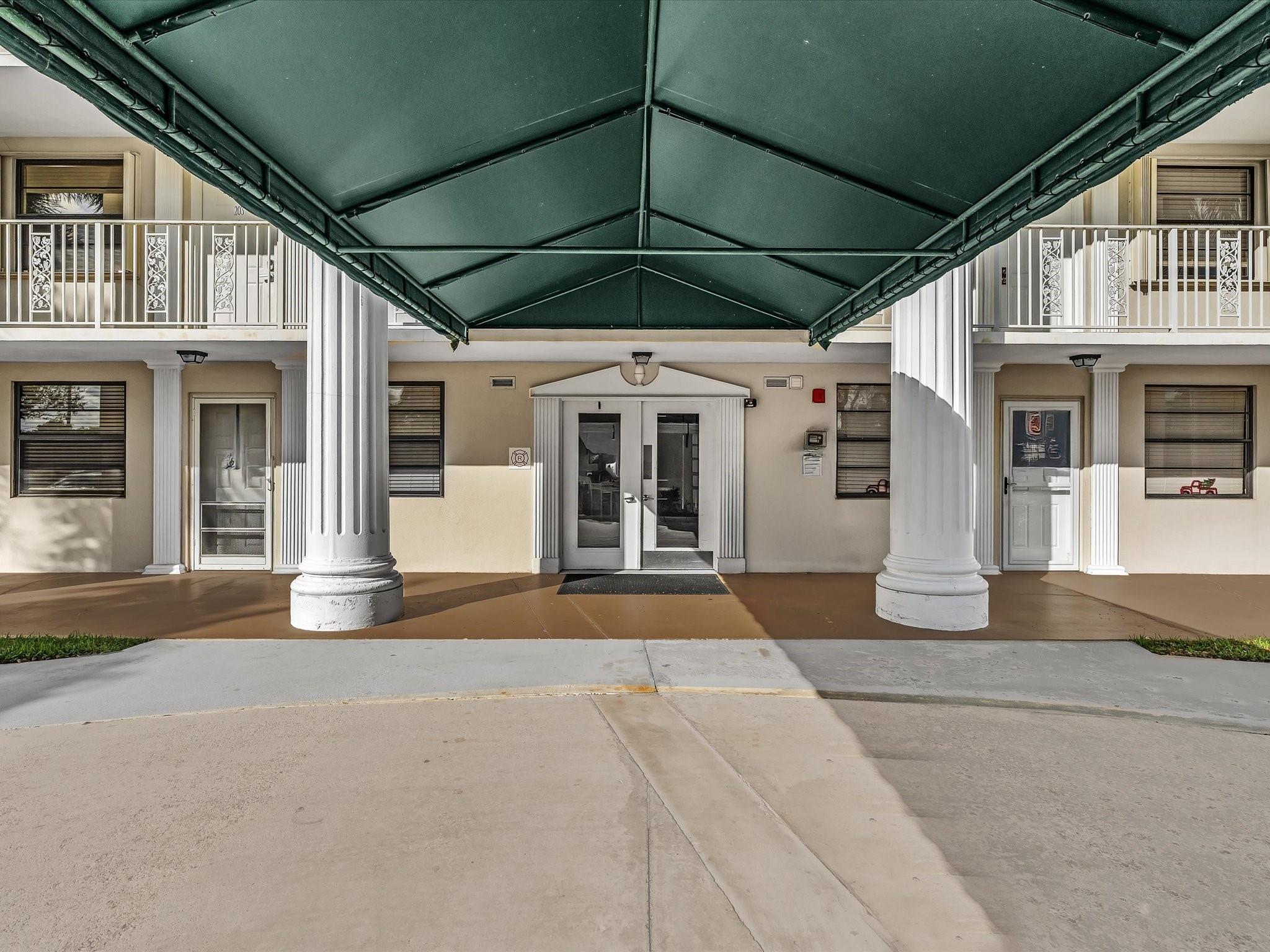 WHITEHALL CONDO AT CAMINO - Residential Lease