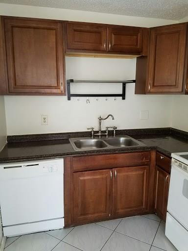 WEST DEERFIELD BEACH - Residential