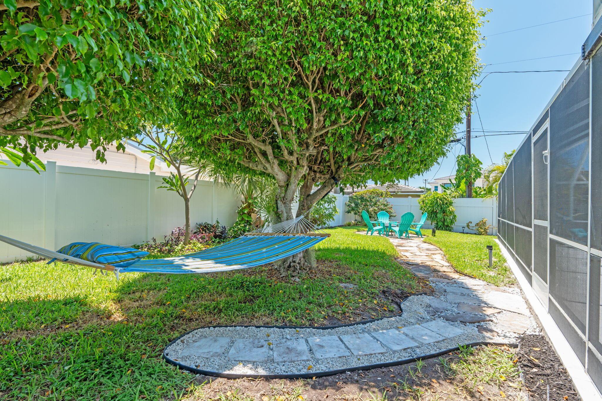 PALM BEACH ISLES 1 - Residential