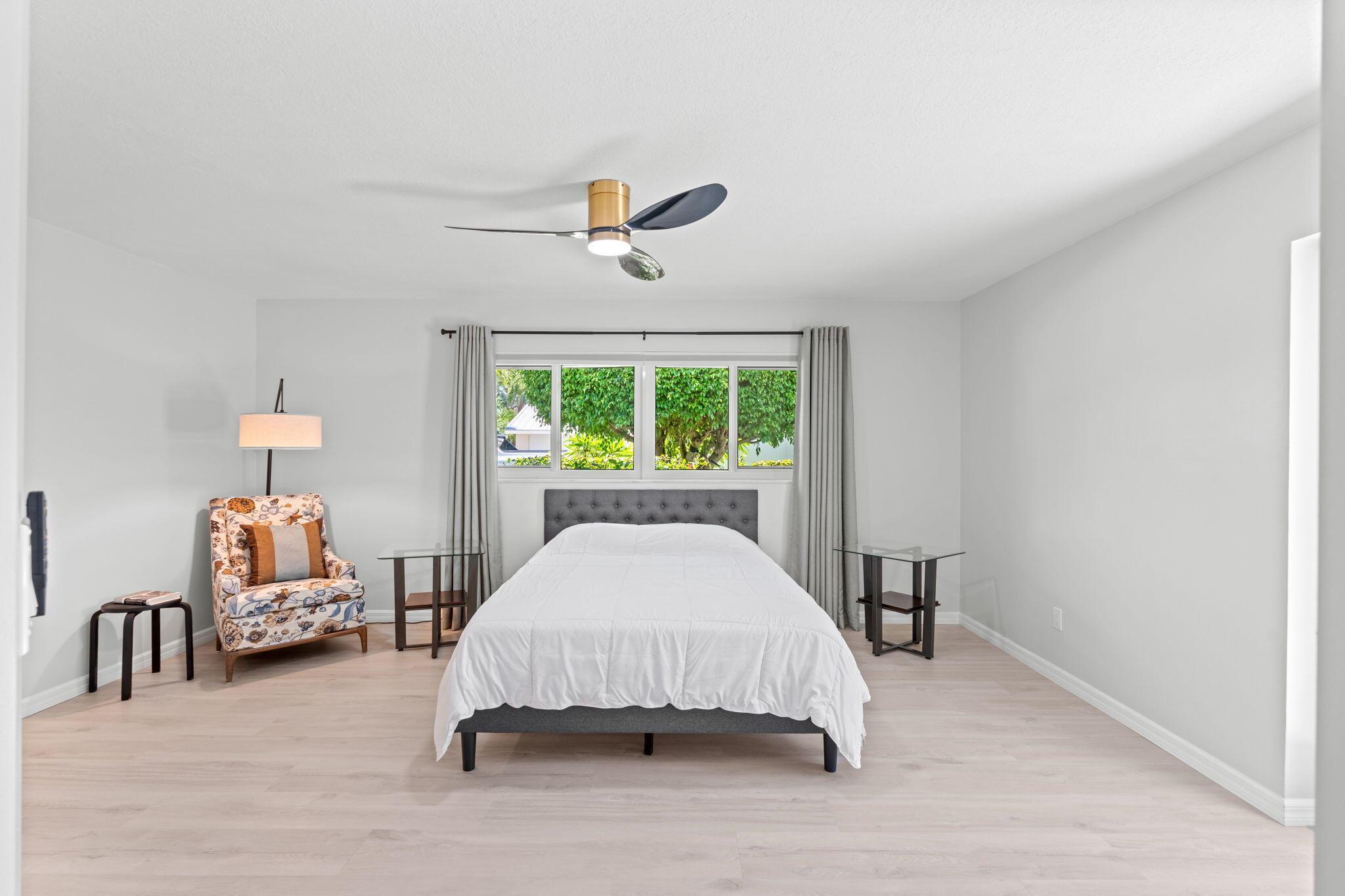 PALM BEACH ISLES 1 - Residential