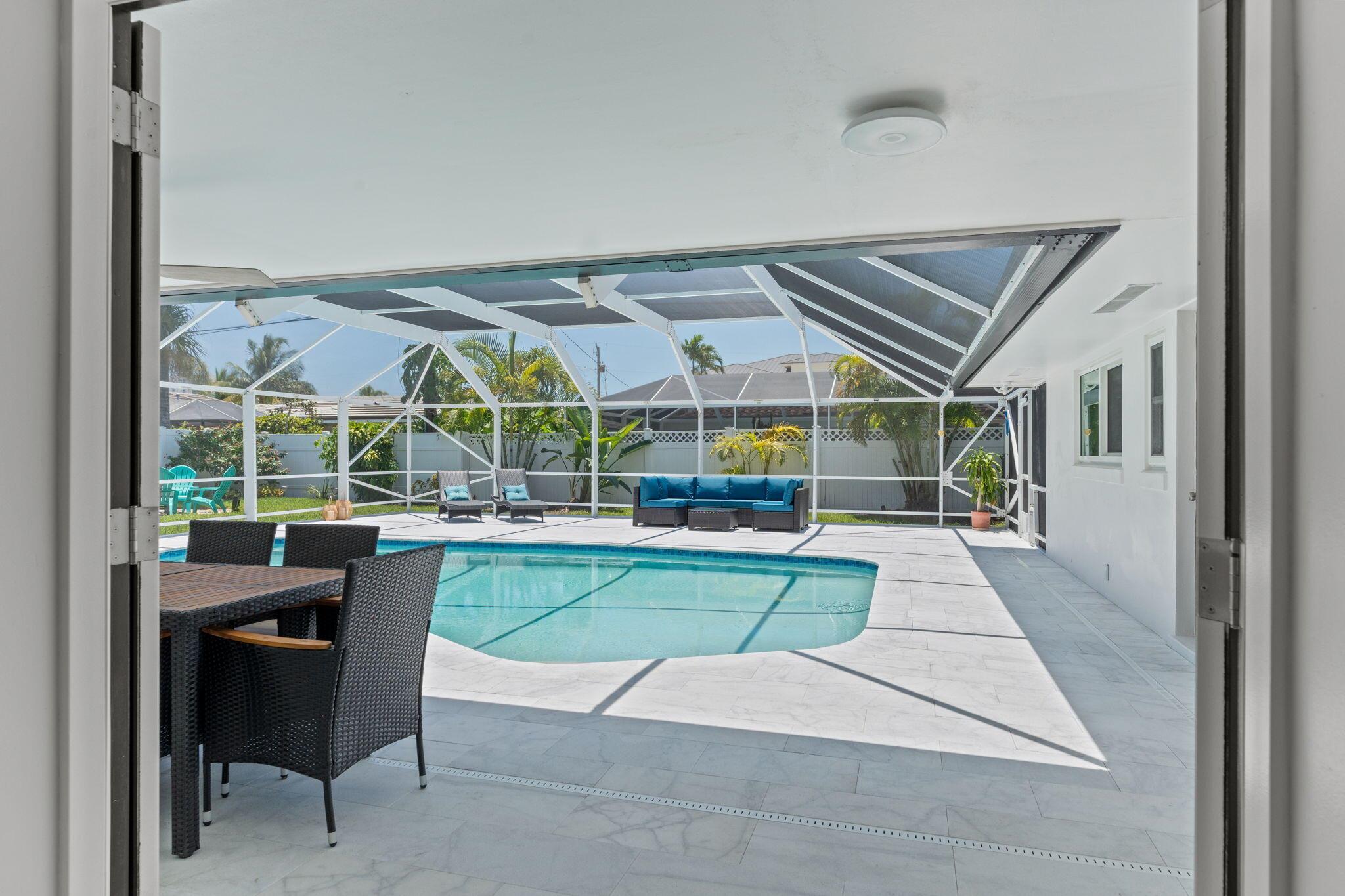 PALM BEACH ISLES 1 - Residential