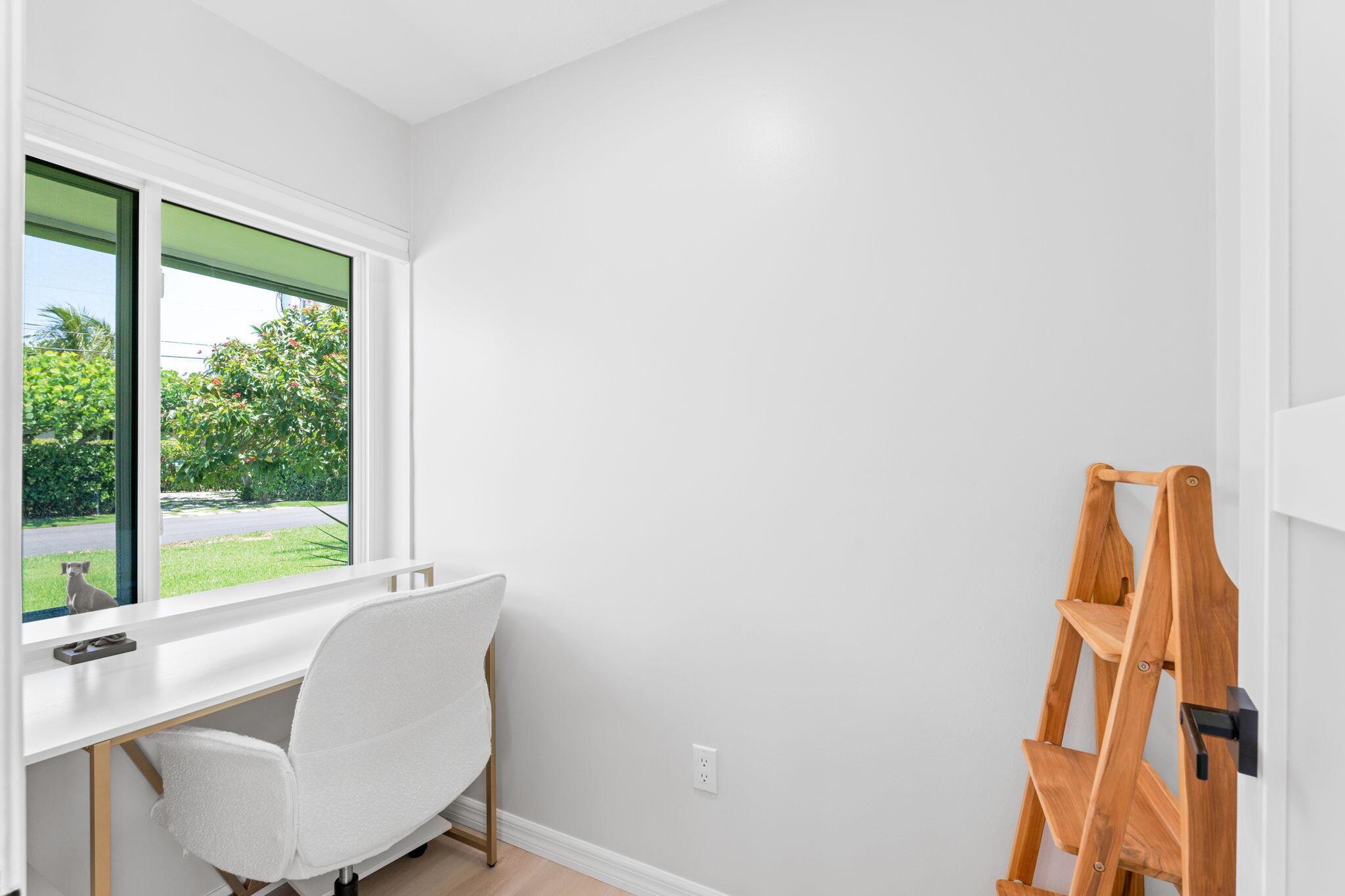 PALM BEACH ISLES 1 - Residential