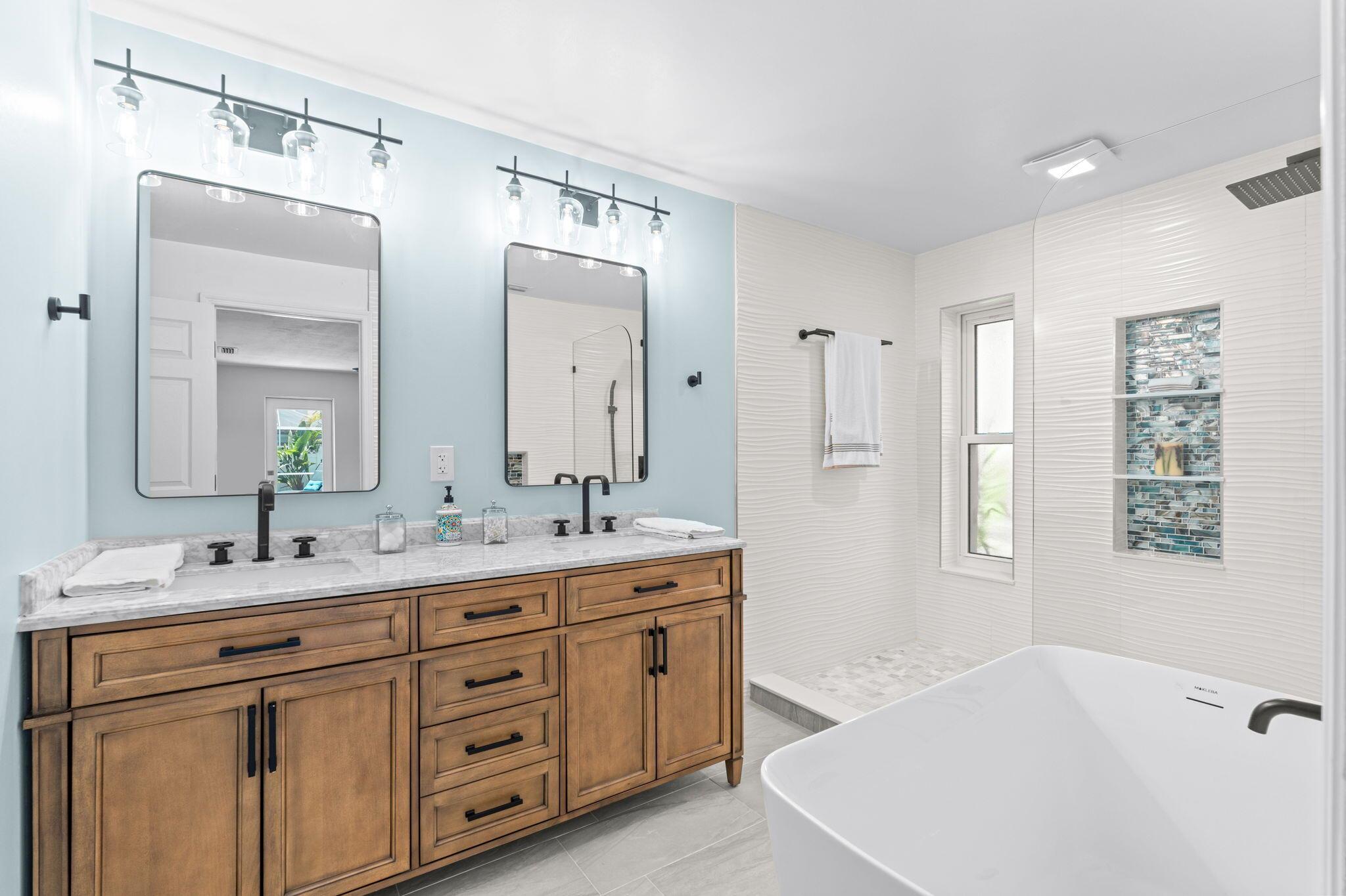 PALM BEACH ISLES 1 - Residential