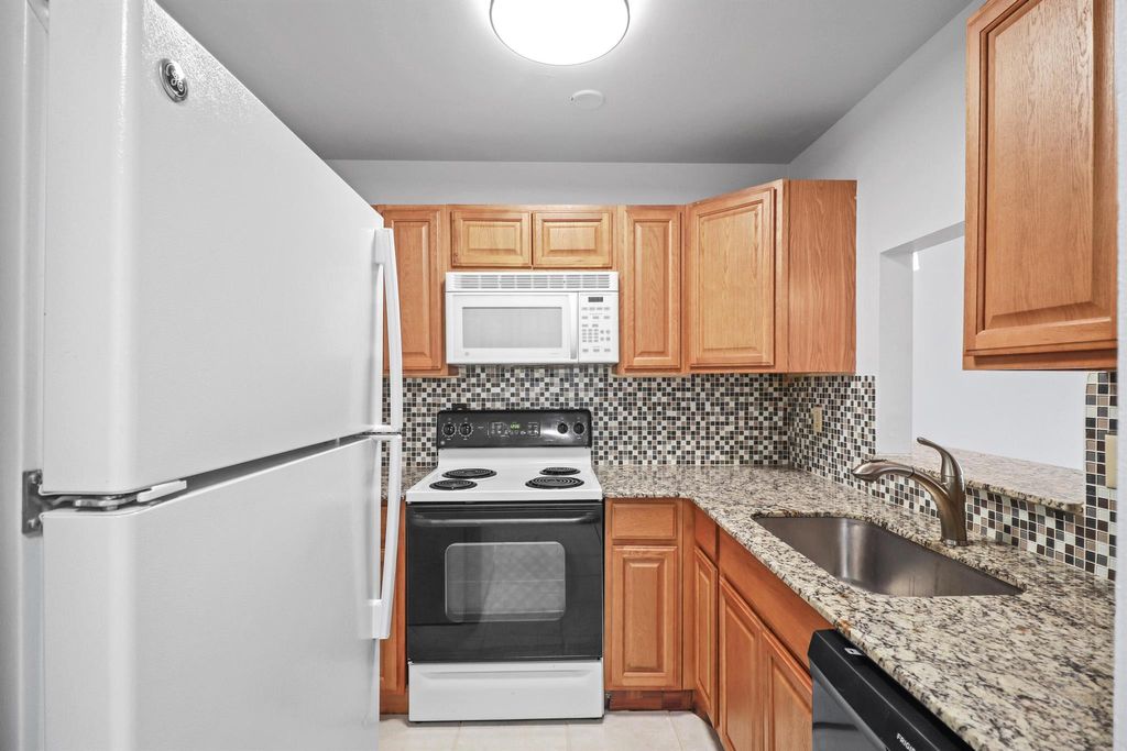 Photo of 950 S Kanner Highway #D5, Stuart, FL 34994 (MLS # R11102344)