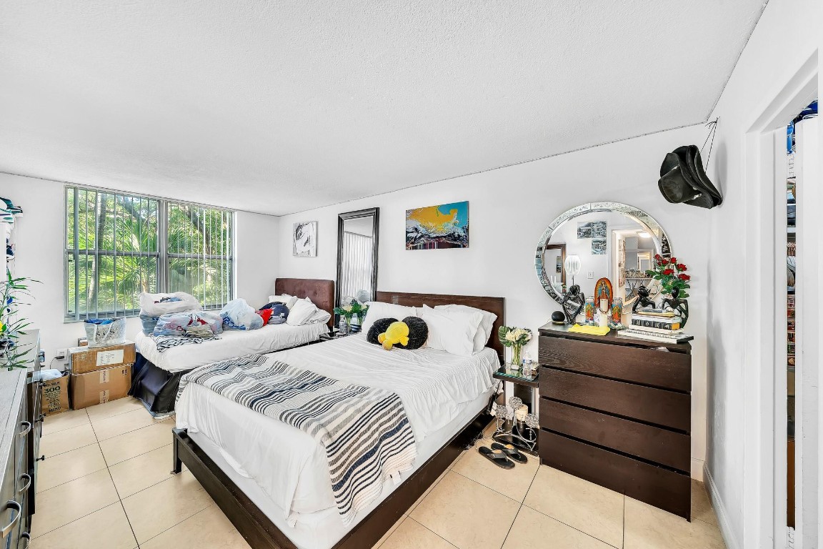 Bayview Palms - Residential