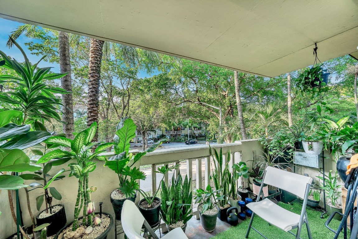 Bayview Palms - Residential