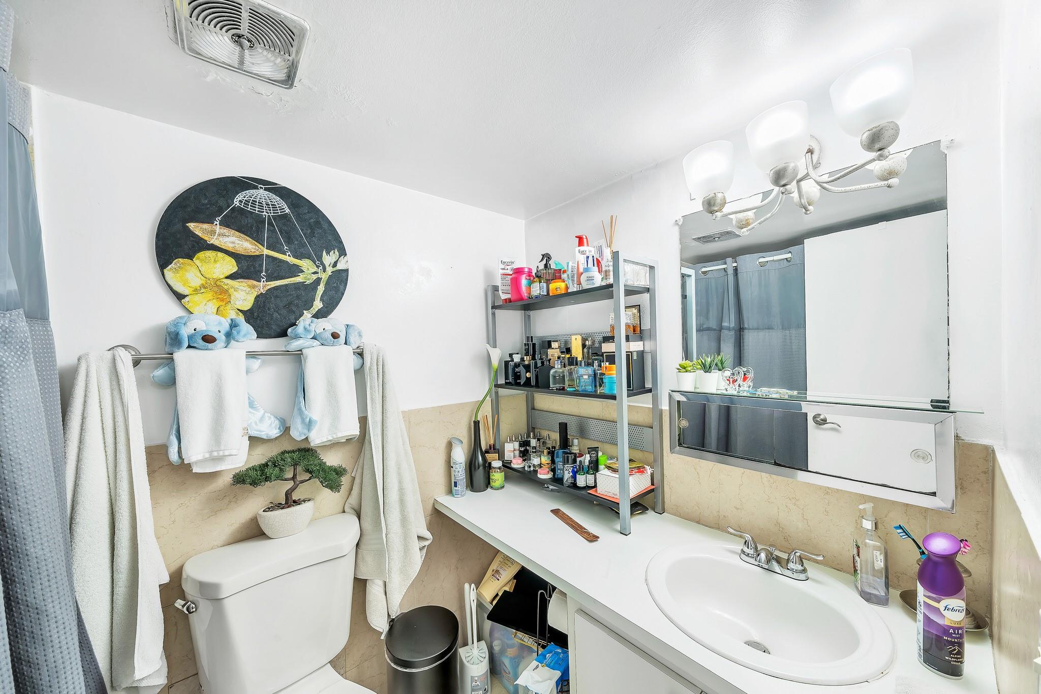 Bayview Palms - Residential