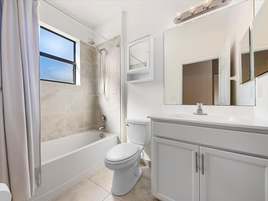 SABAL GROVE PLAT TWO - Residential