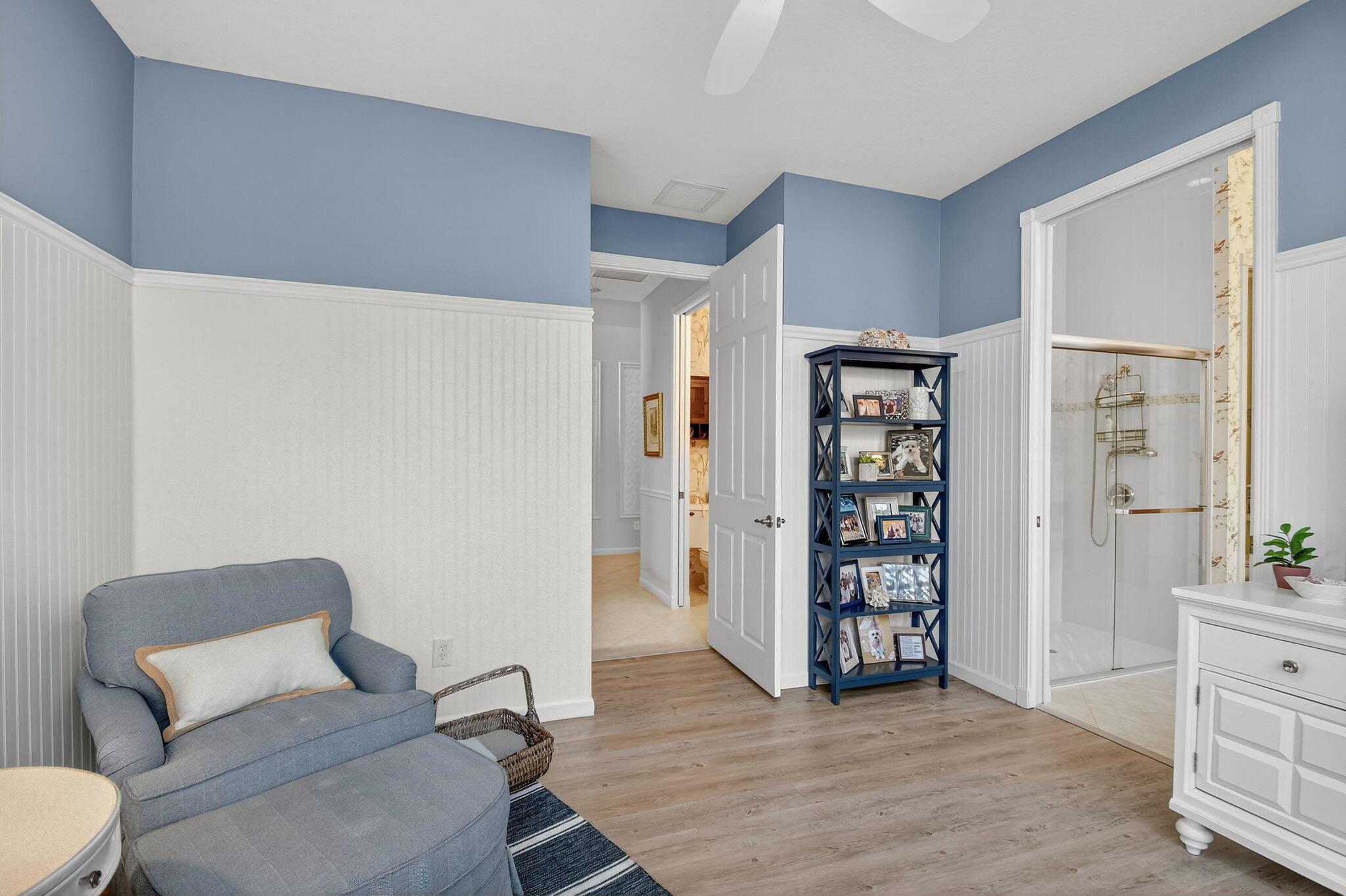 VALENCIA POINTE 1 - Residential