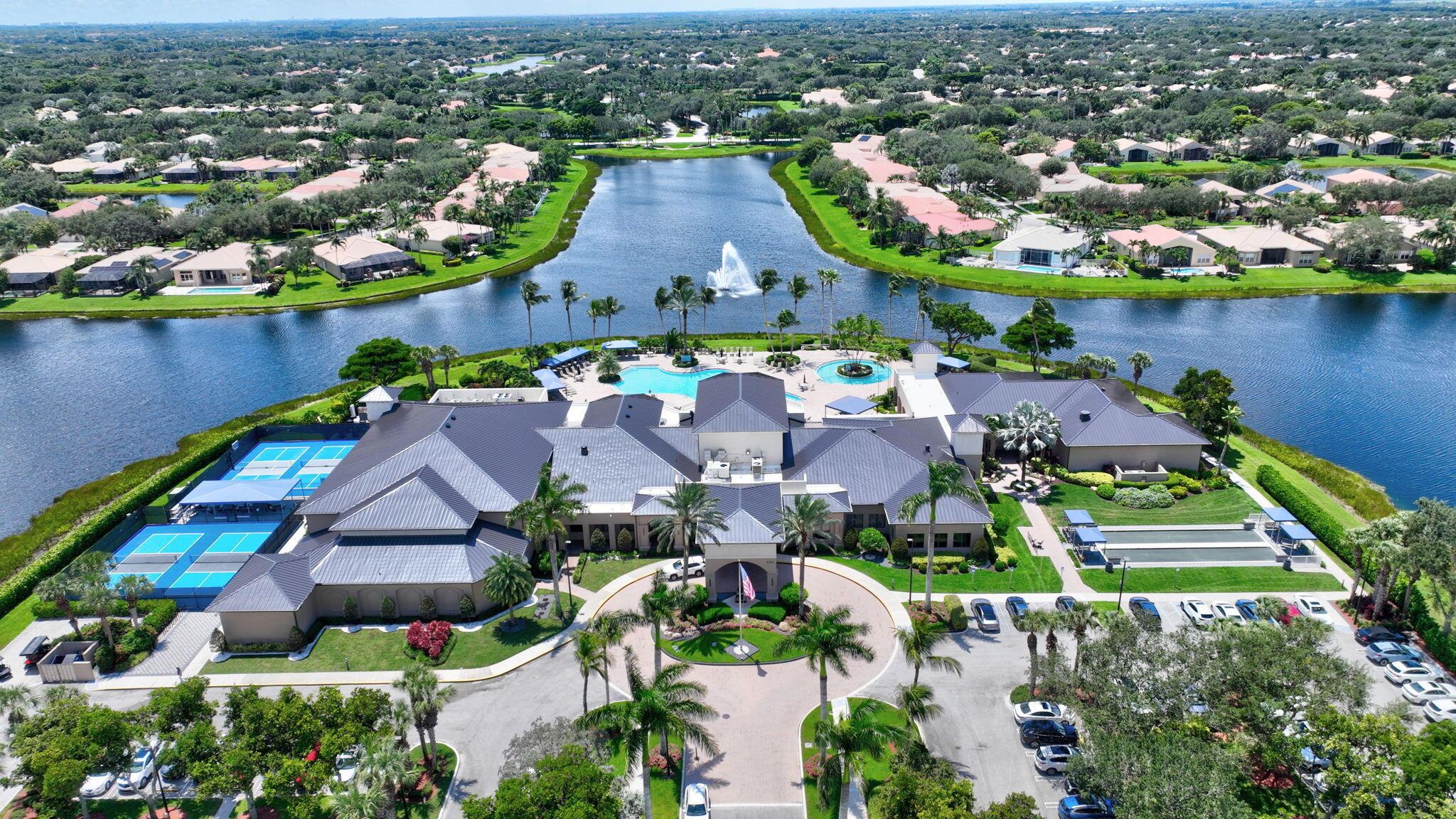 VALENCIA POINTE 1 - Residential