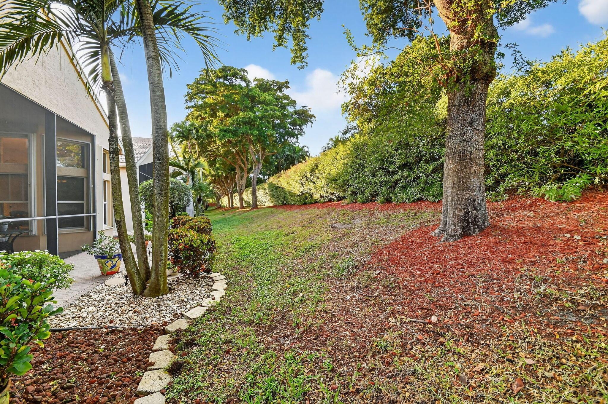 VALENCIA POINTE 1 - Residential