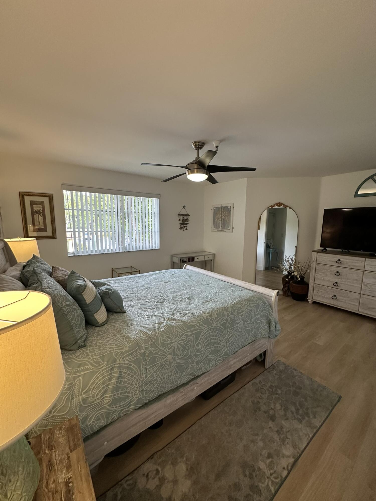 YACHT CLUB ON THE INTRACOASTAL - Residential Lease