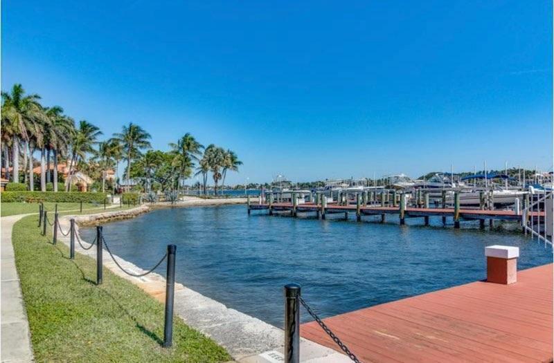 YACHT CLUB ON THE INTRACOASTAL - Residential Lease