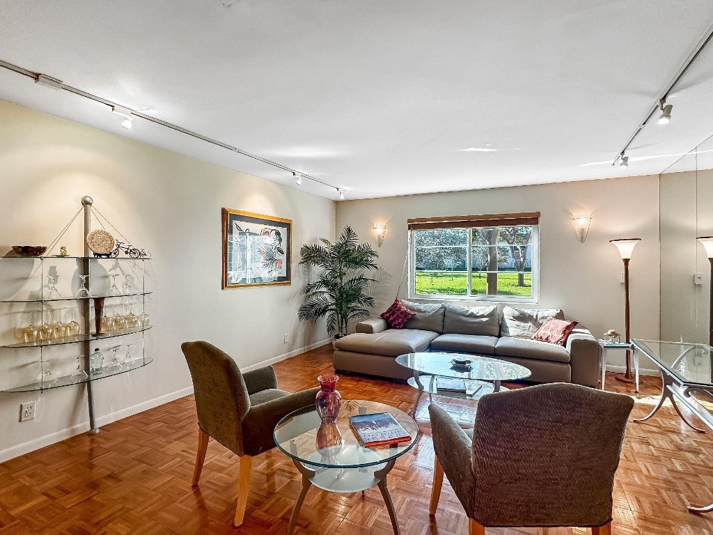 Manor Grove Village I - Residential