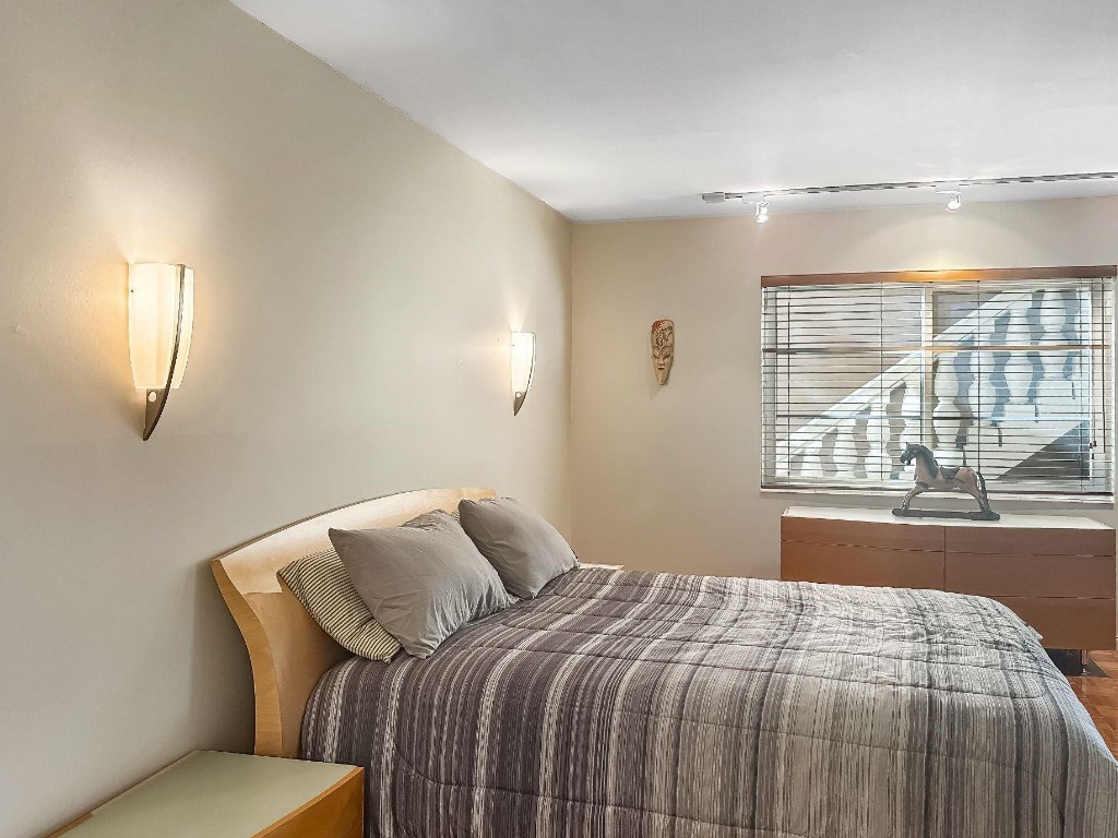 Manor Grove Village I - Residential