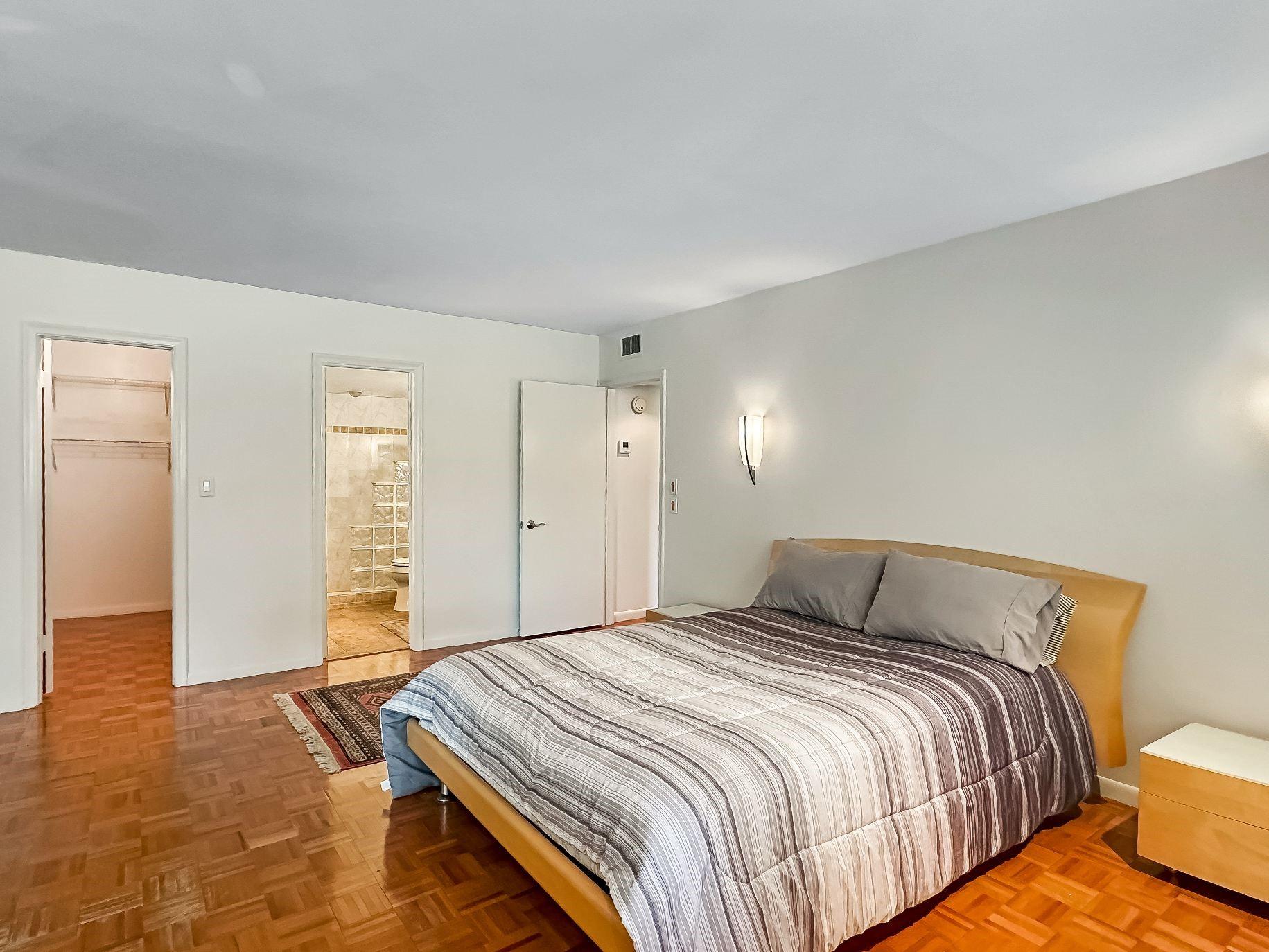 Manor Grove Village I - Residential