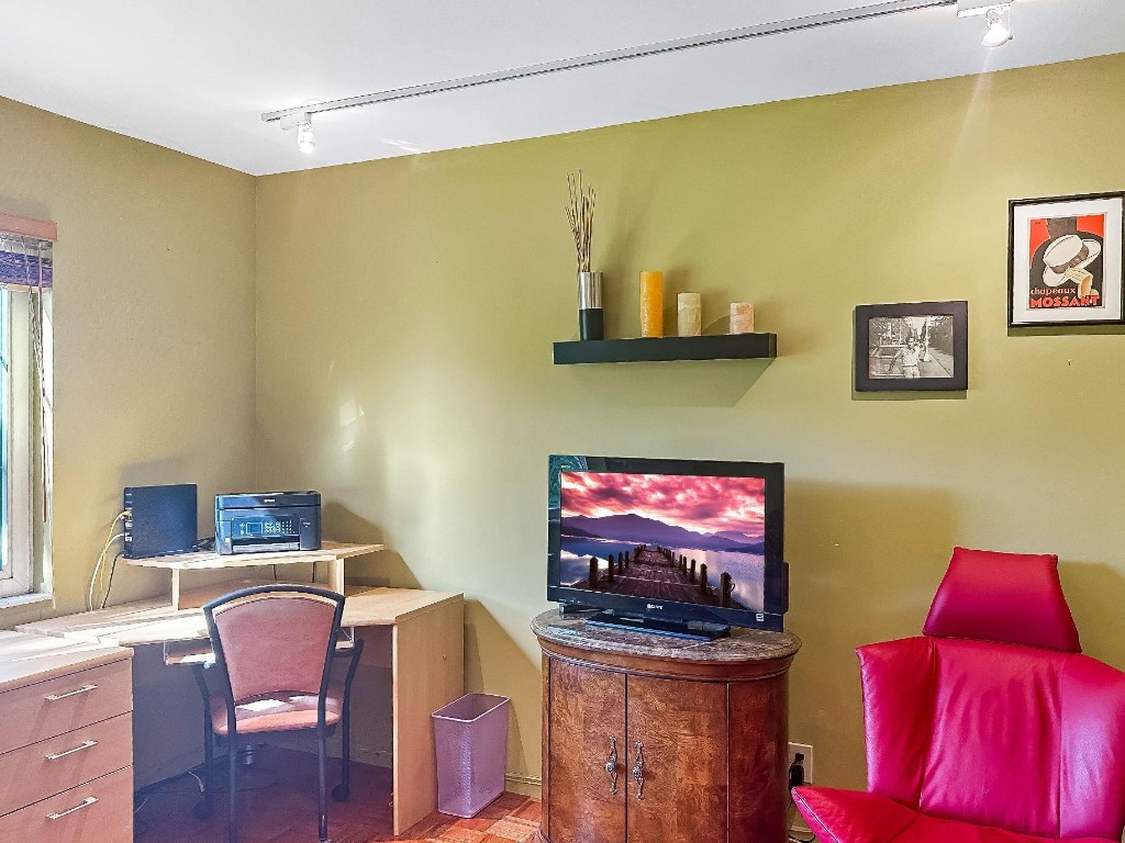 Manor Grove Village I - Residential