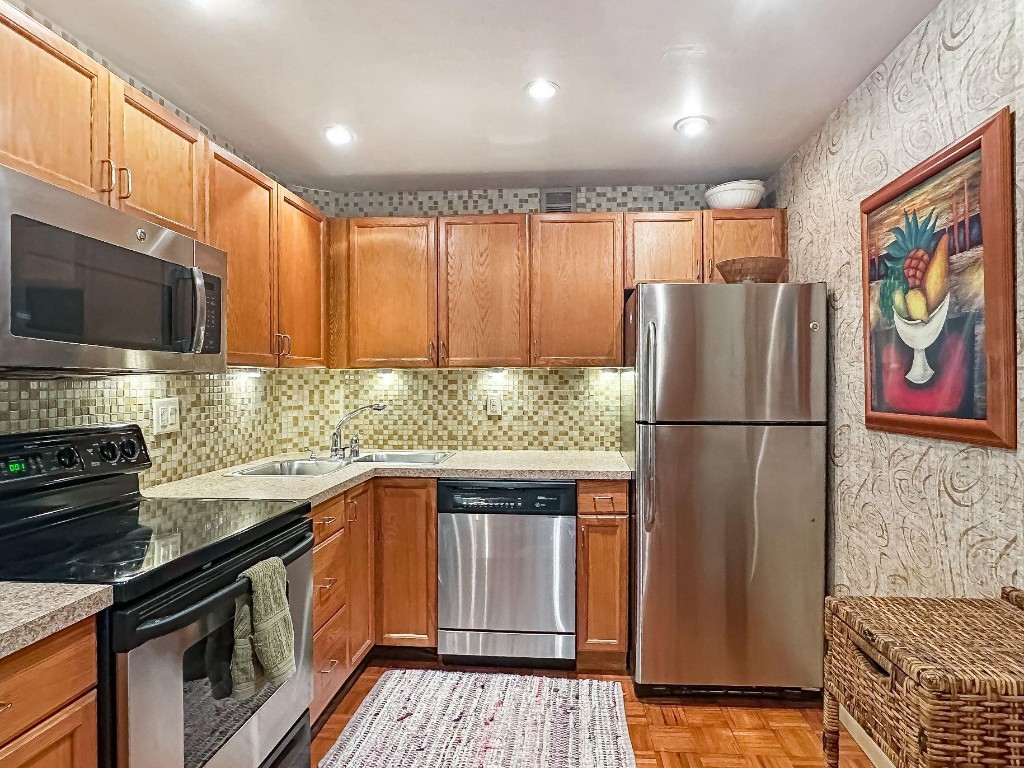 Manor Grove Village I - Residential