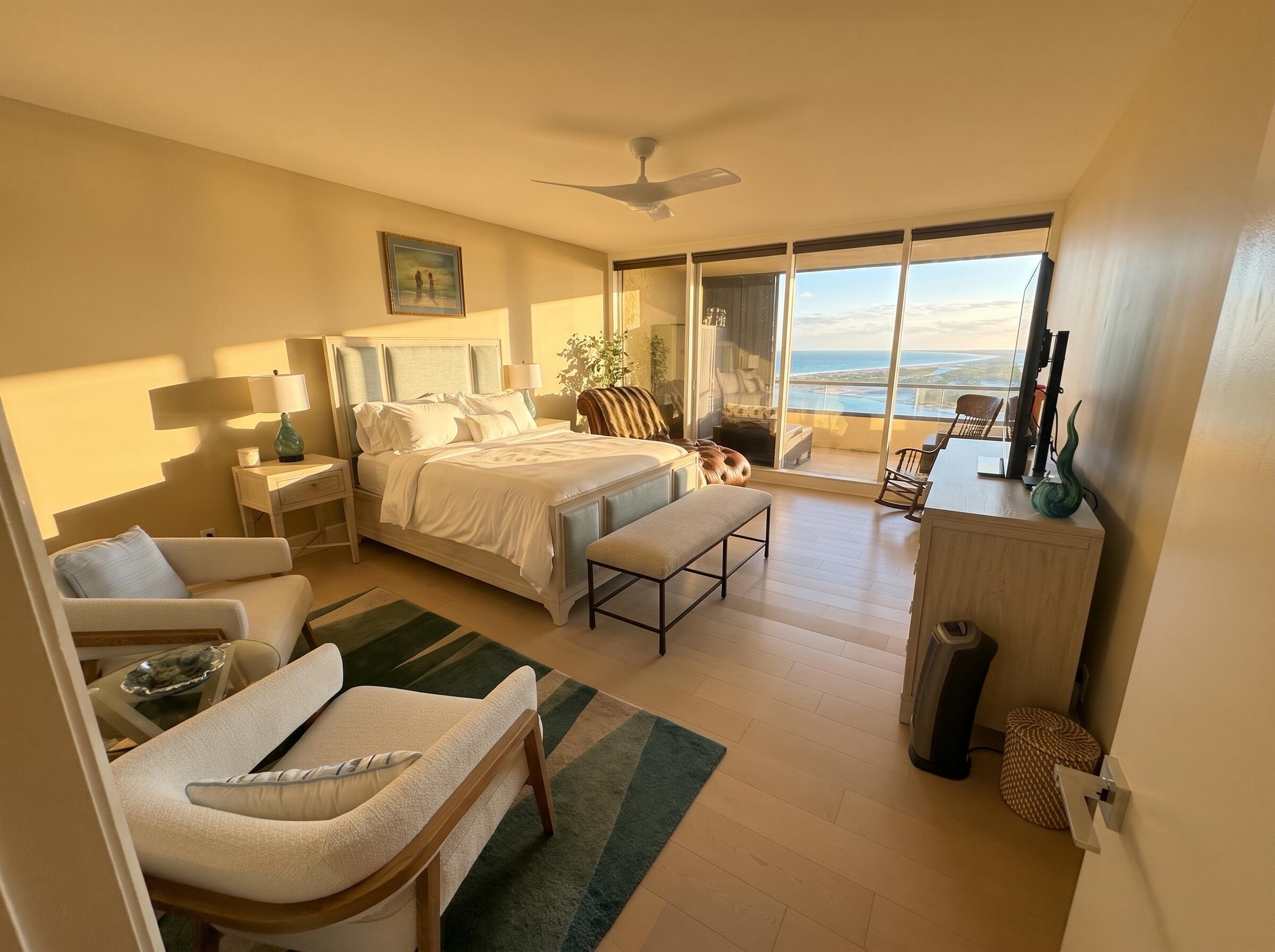 OLD PORT COVE LAKE POINT TOWER CONDO - Residential