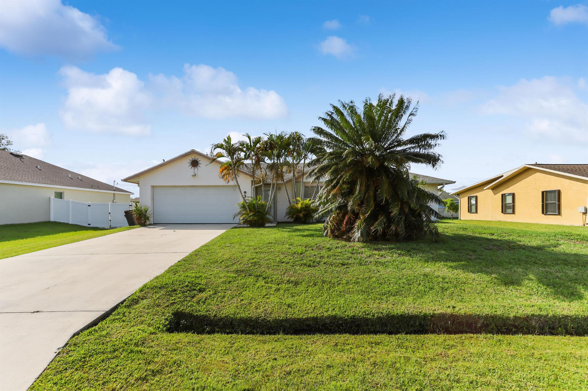 PORT ST LUCIE SECTION 13 - Residential
