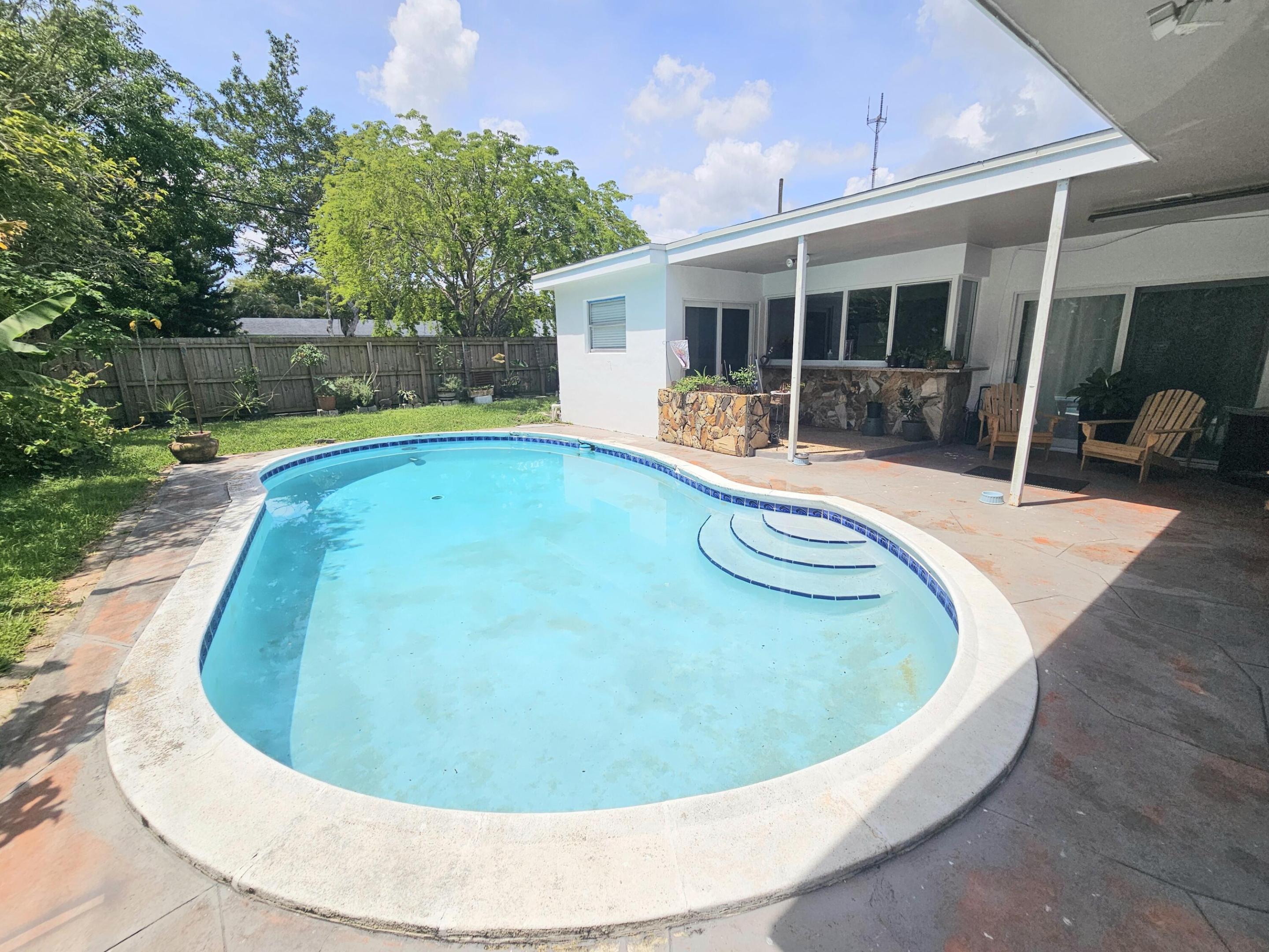 MIRAMAR ISLES SEC 1 - Residential